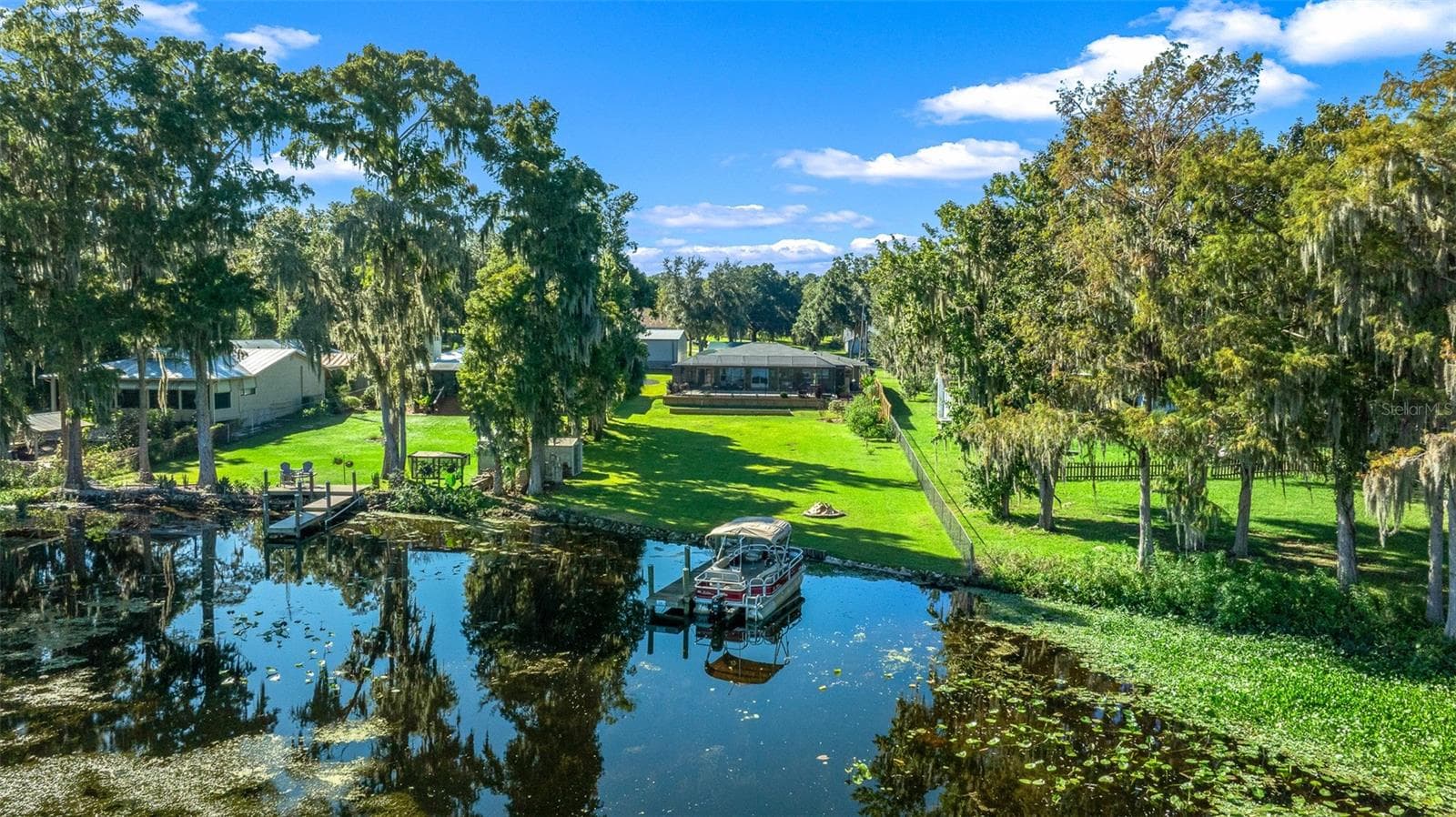 Single Family Residence at 5911 W RIVERBEND RD, DUNNELLON, photo 4 of 58