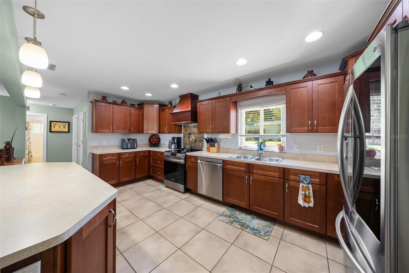 Single Family Residence at 5911 W RIVERBEND RD, DUNNELLON, photo 18 of 58