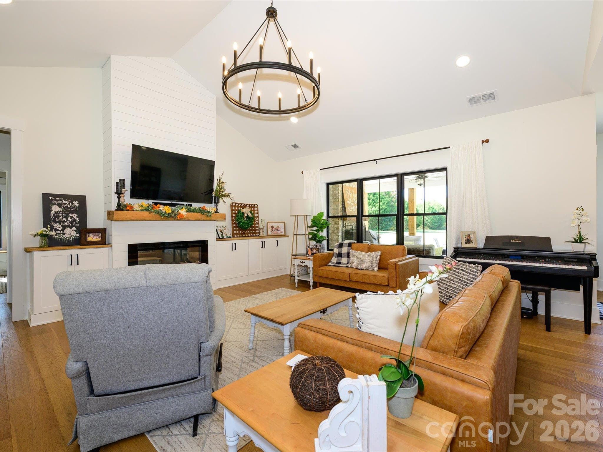 Single Family Residence at 2184 Phaniel Church Road, Rockwell, photo 5 of 48