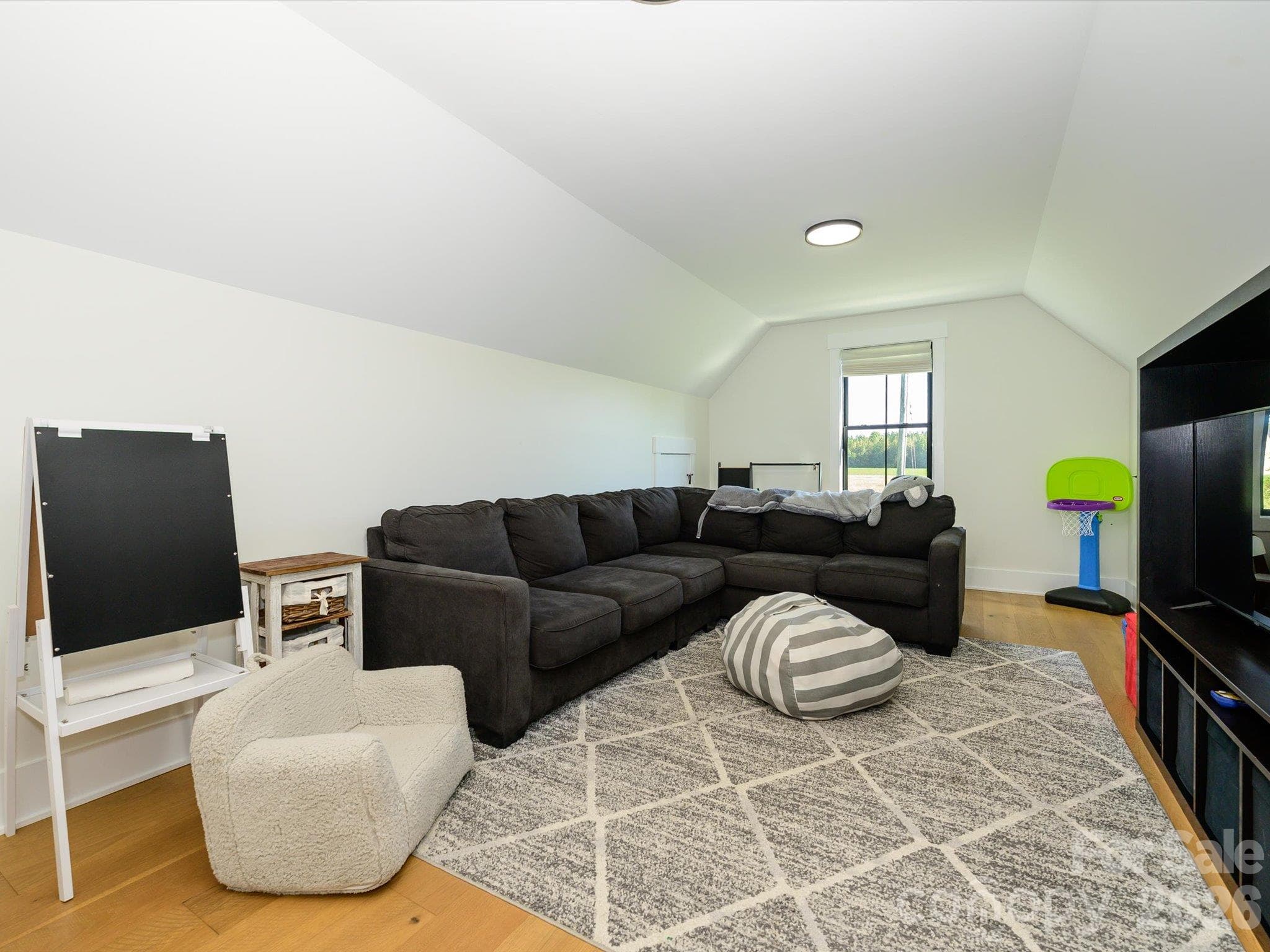 Single Family Residence at 2184 Phaniel Church Road, Rockwell, photo 29 of 48