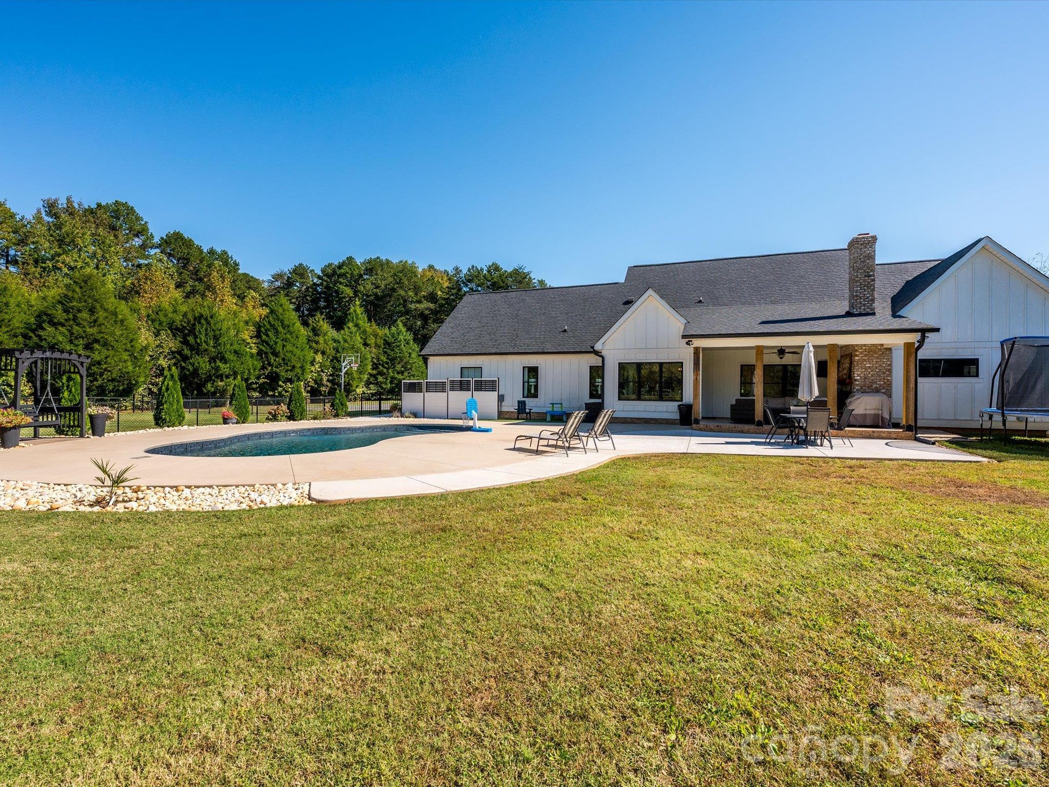 Single Family Residence at 2184 Phaniel Church Road, Rockwell, photo 37 of 48