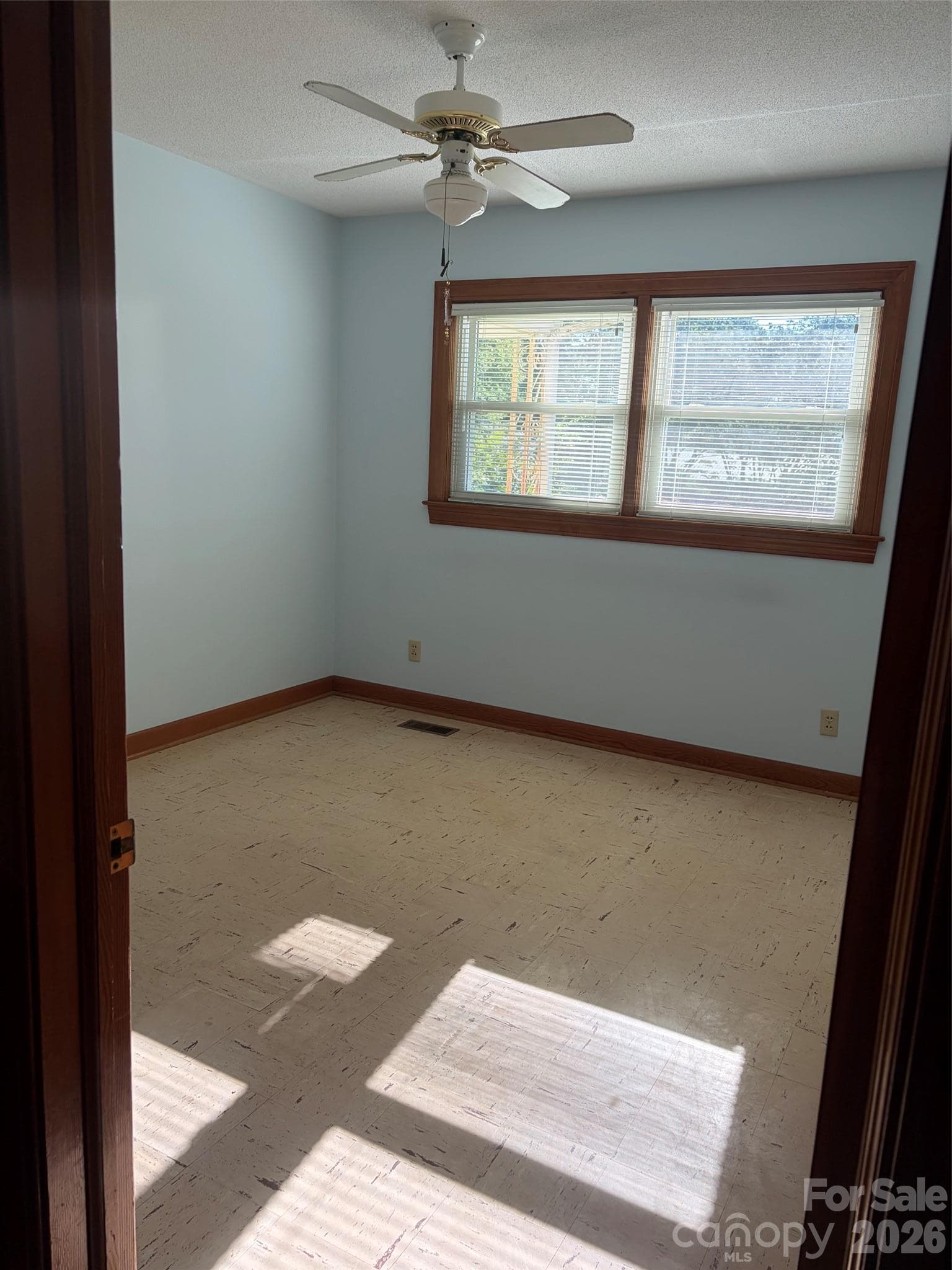 Single Family Residence at 3149 Catawba Street, Claremont, photo 9 of 19