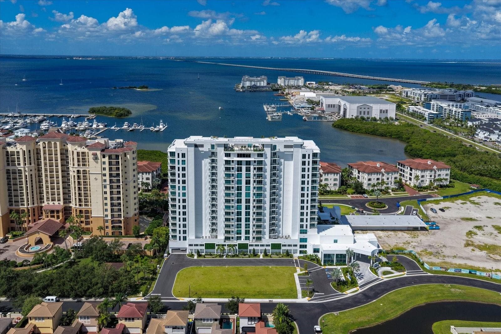 Condominium at 5713 BOWEN DANIEL DR #1206, TAMPA, photo 2 of 70