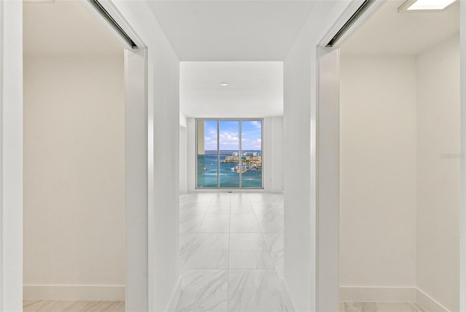 Condominium at 5713 BOWEN DANIEL DR #1206, TAMPA, photo 18 of 70