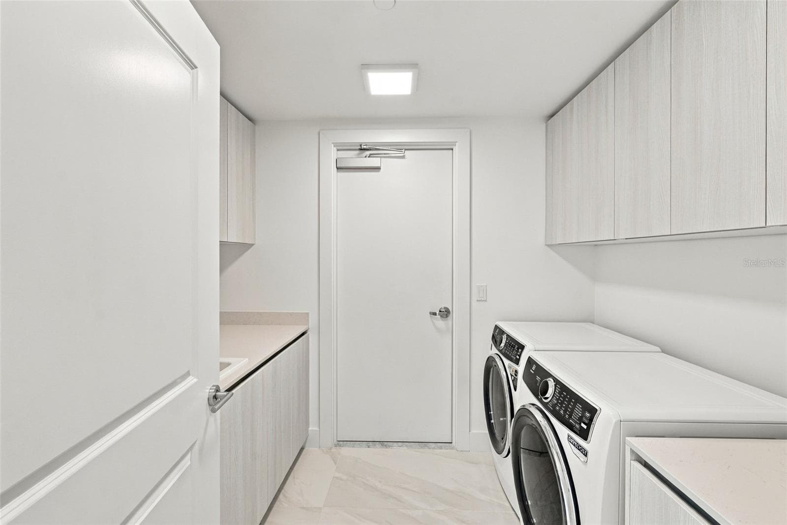 Condominium at 5713 BOWEN DANIEL DR #1206, TAMPA, photo 32 of 70