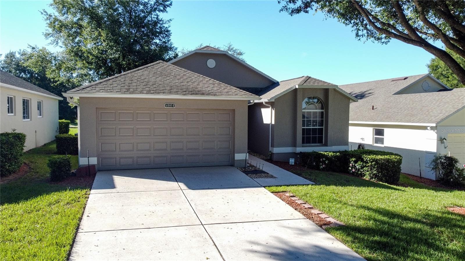 Front Exterior - 4004 CAPLAND AVE, CLERMONT