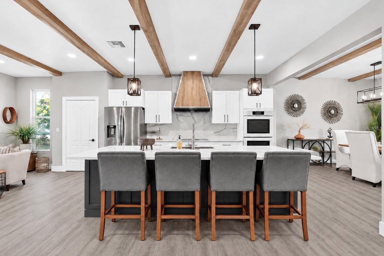 Custom kitchen - 525 19TH ST NW, RUSKIN