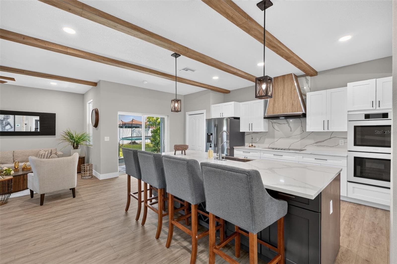Custom kitchen - 525 19TH ST NW, RUSKIN