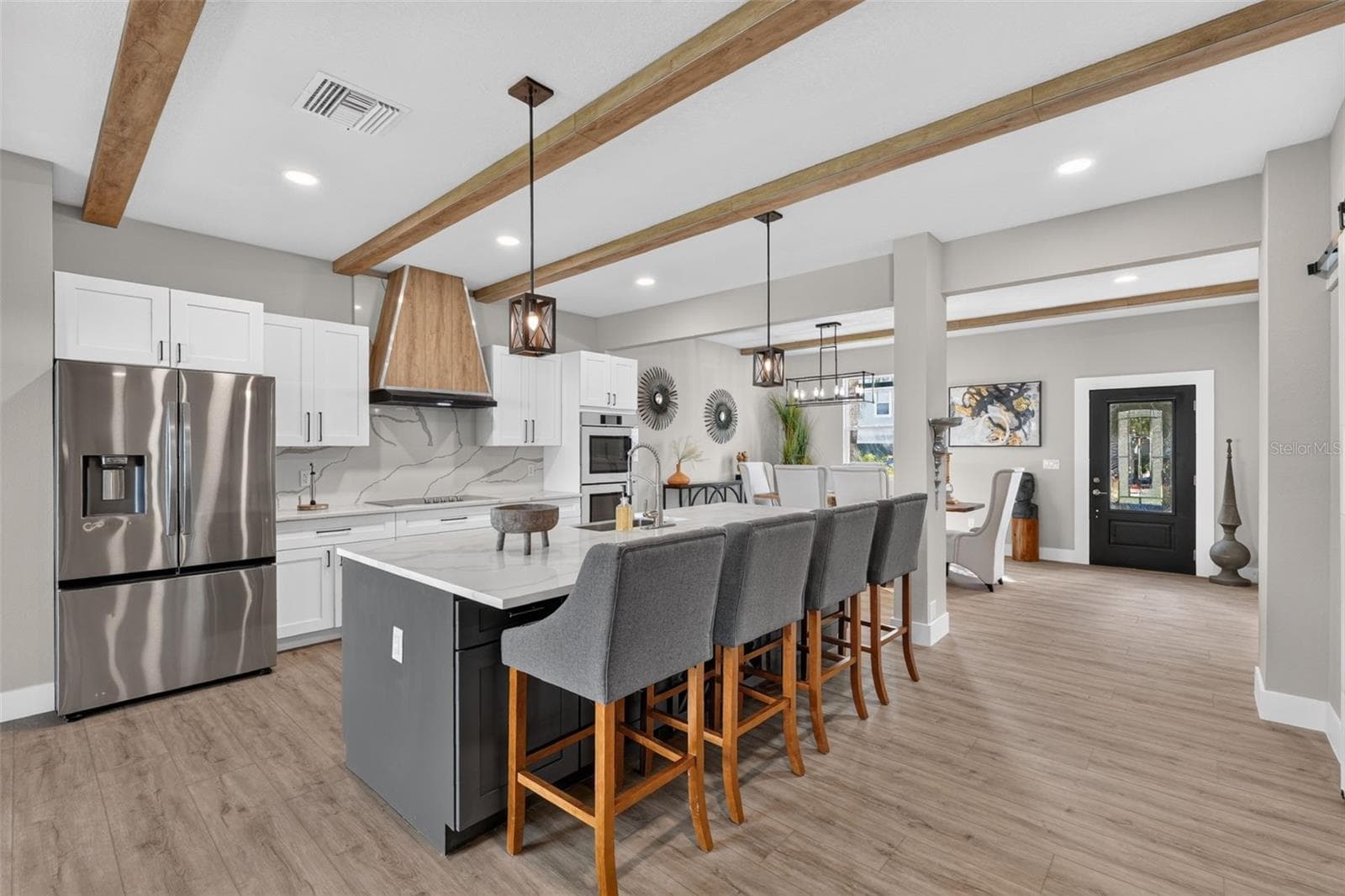 Custom kitchen - 525 19TH ST NW, RUSKIN