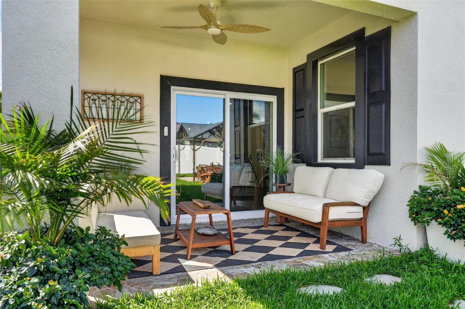 Covered patio - 525 19TH ST NW, RUSKIN