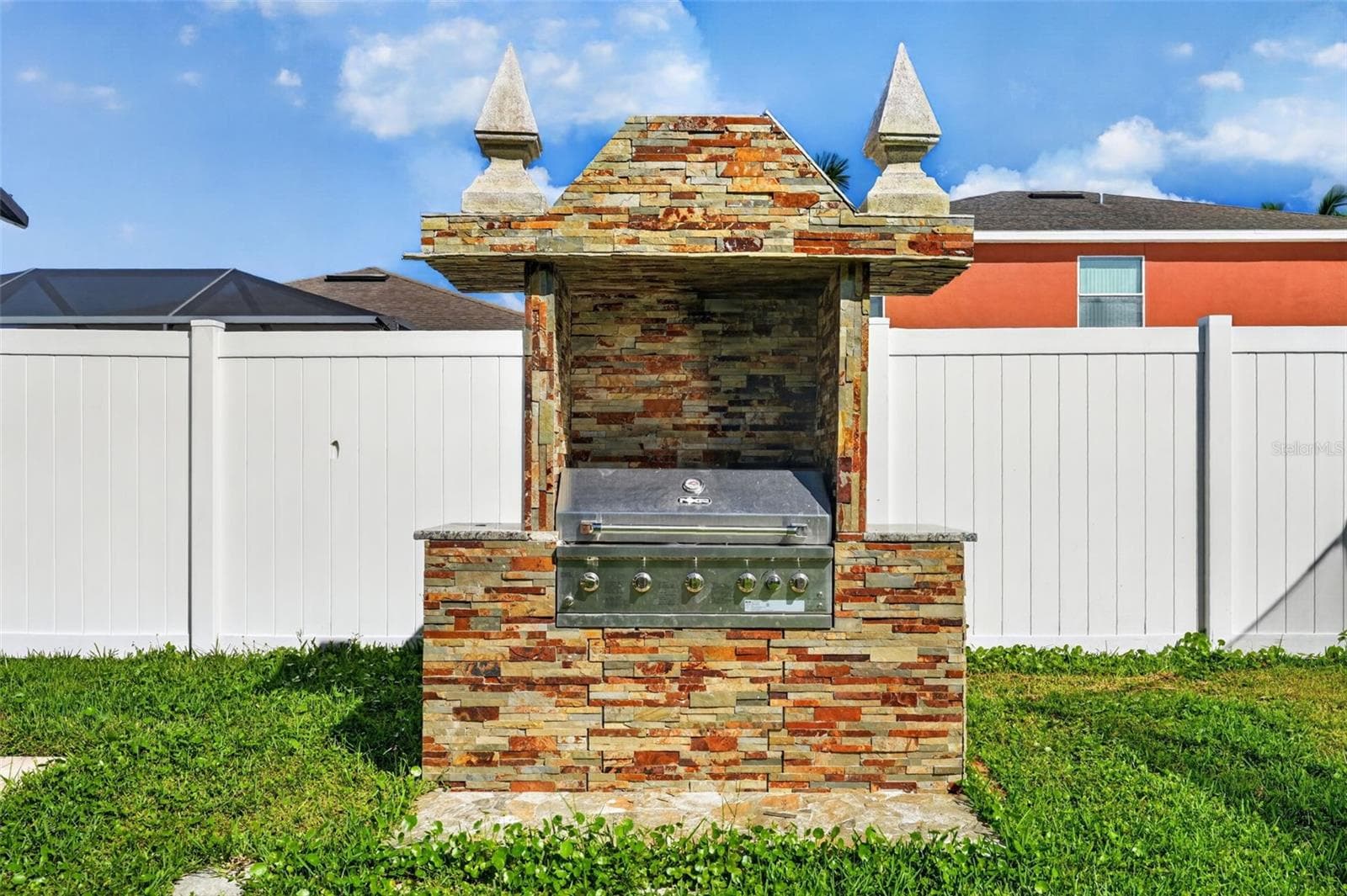 Outdoor kitchen - 525 19TH ST NW, RUSKIN