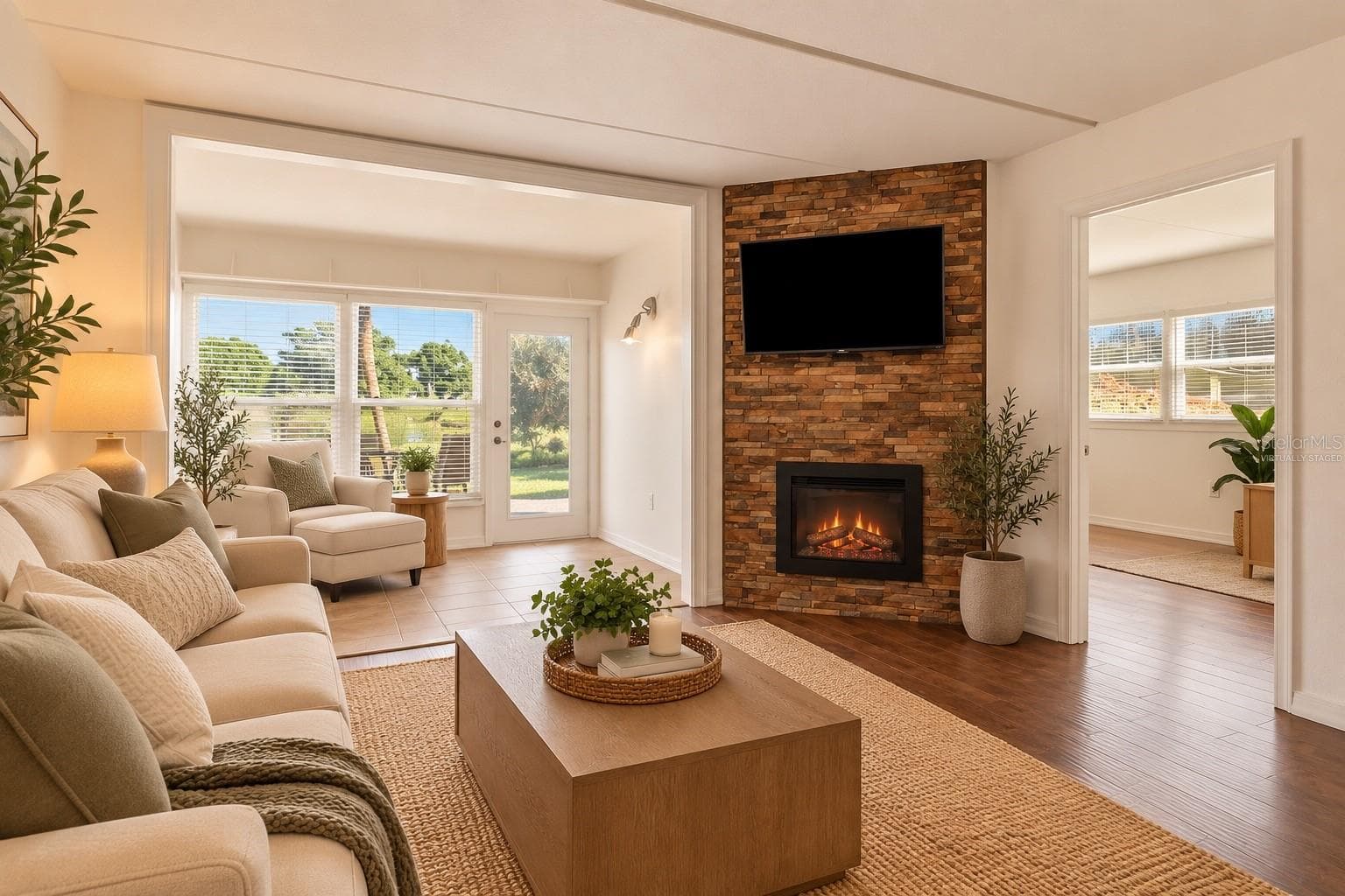Virtually staged - 821 DELEON CT #109, DUNEDIN
