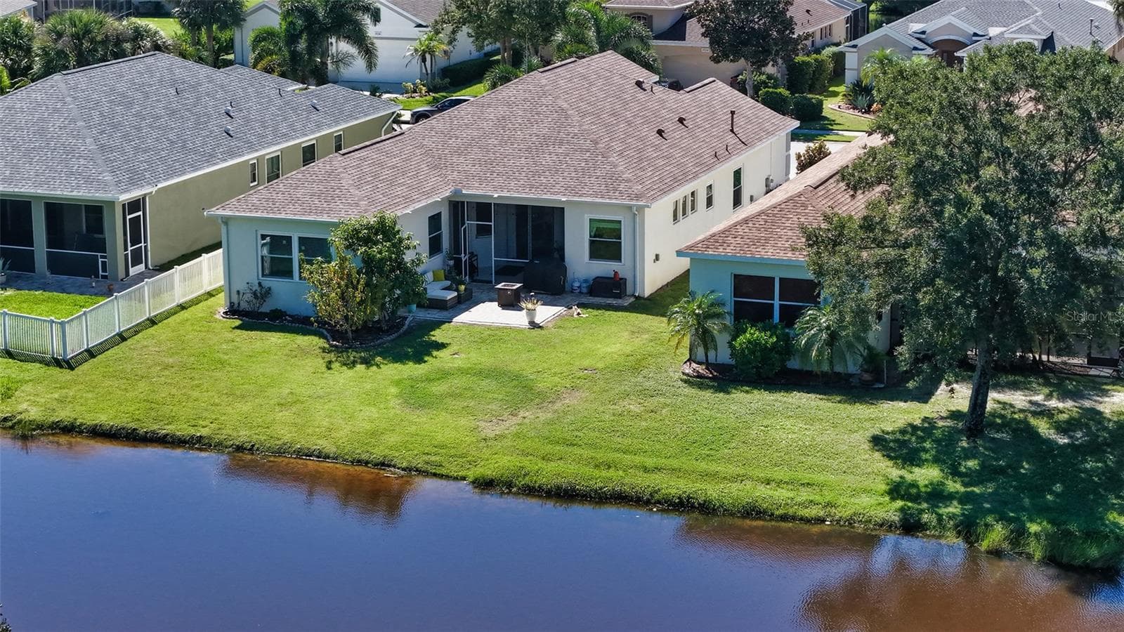 Single Family Residence at 15213 BLUE FISH CIR, LAKEWOOD RANCH, photo 30 of 38