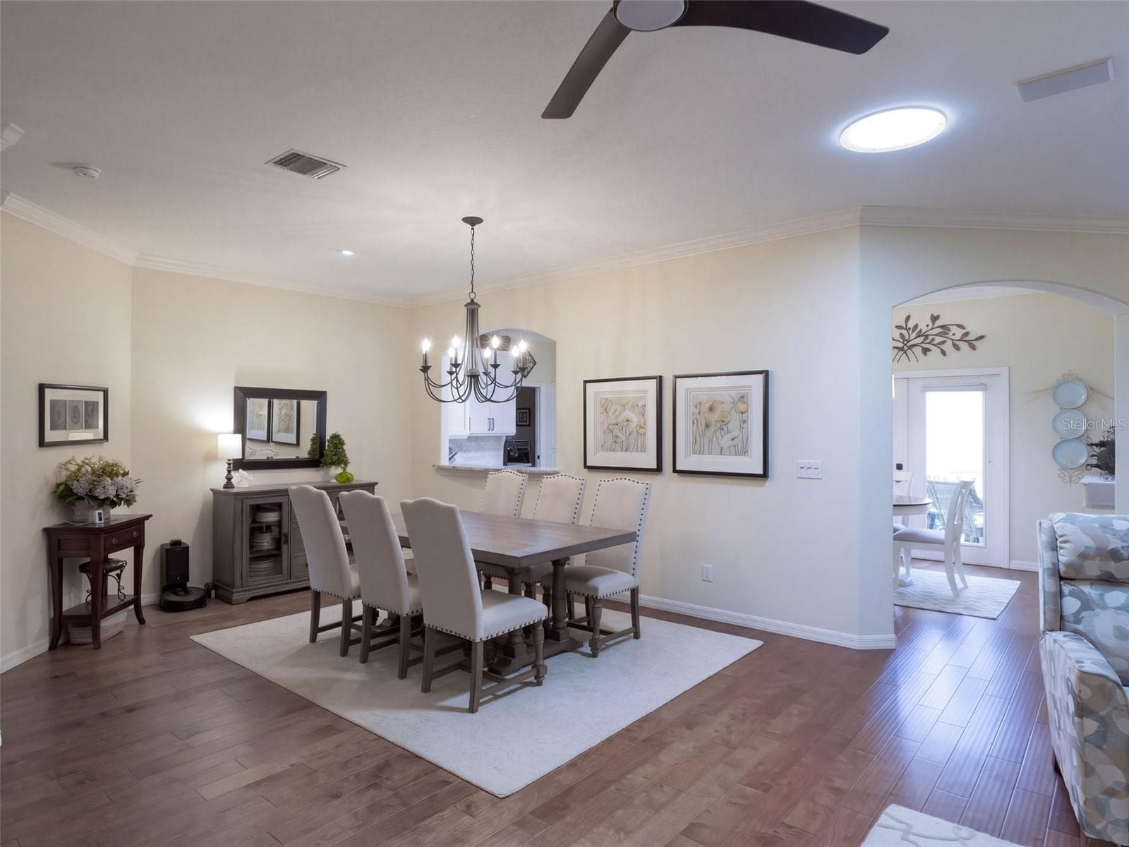 Gorgeous lighting and floors throughout! - 21411 ROYAL TROON DR, LEESBURG
