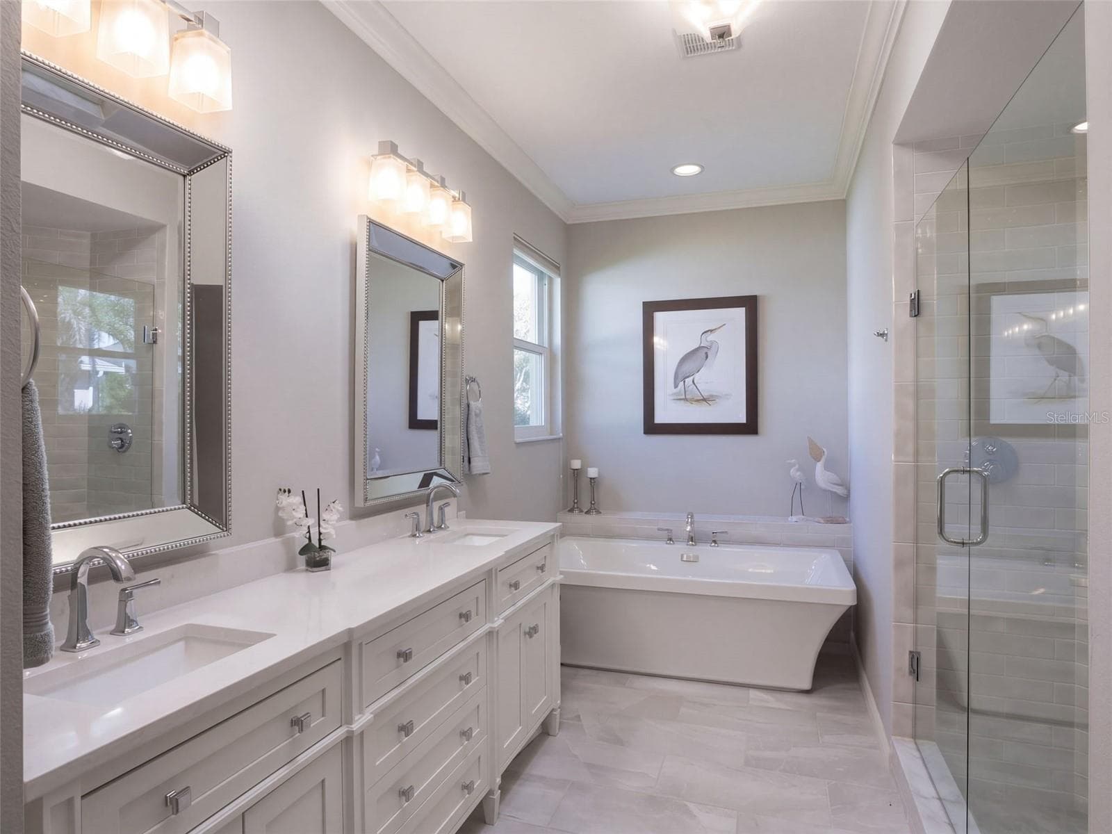 Arguable, the prettiest ensuite bathroom in Royal Highlands - 21411 ROYAL TROON DR, LEESBURG