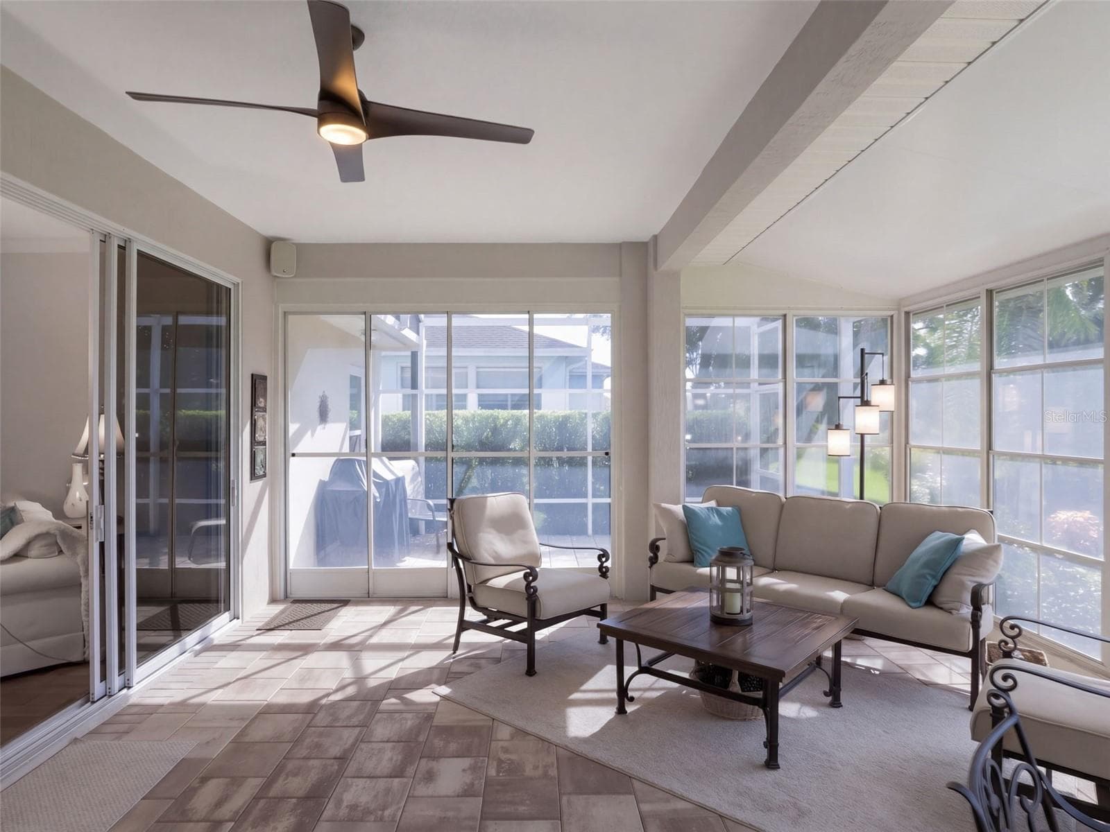 Large Florida Room - 21411 ROYAL TROON DR, LEESBURG