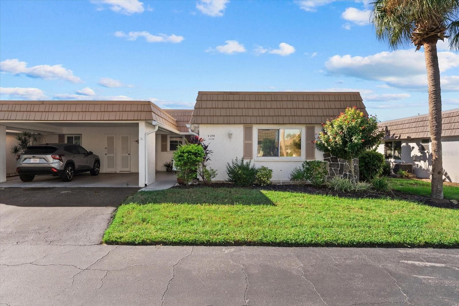 Front View Villa - 2320 AQUABLUFF PL #V274, SARASOTA