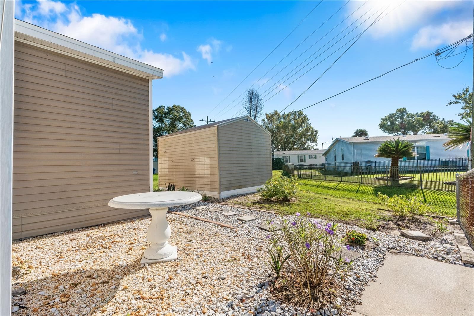 Manufactured Home at 120 ASH ST, EDGEWATER, photo 5 of 53