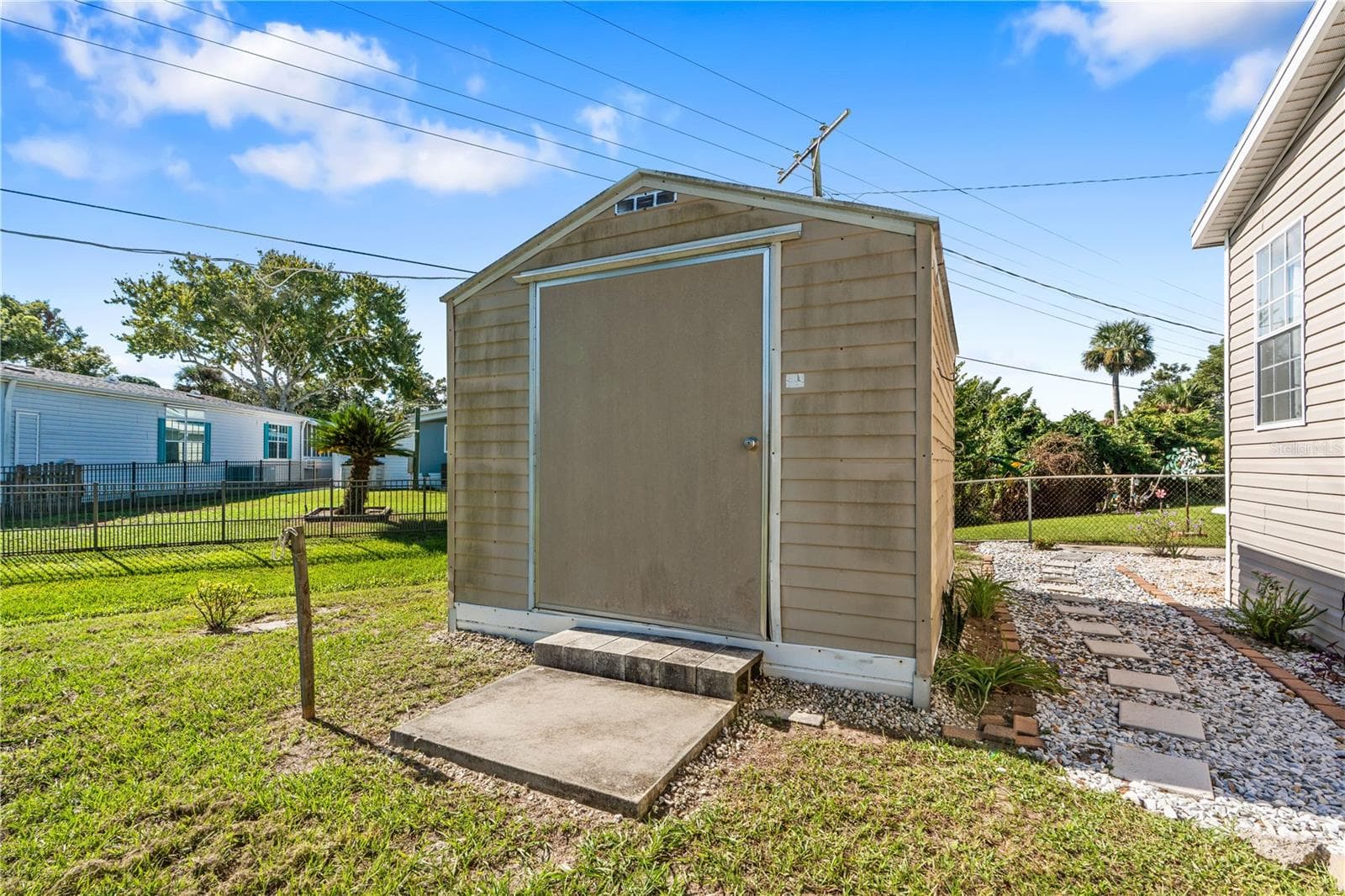 Manufactured Home at 120 ASH ST, EDGEWATER, photo 8 of 53