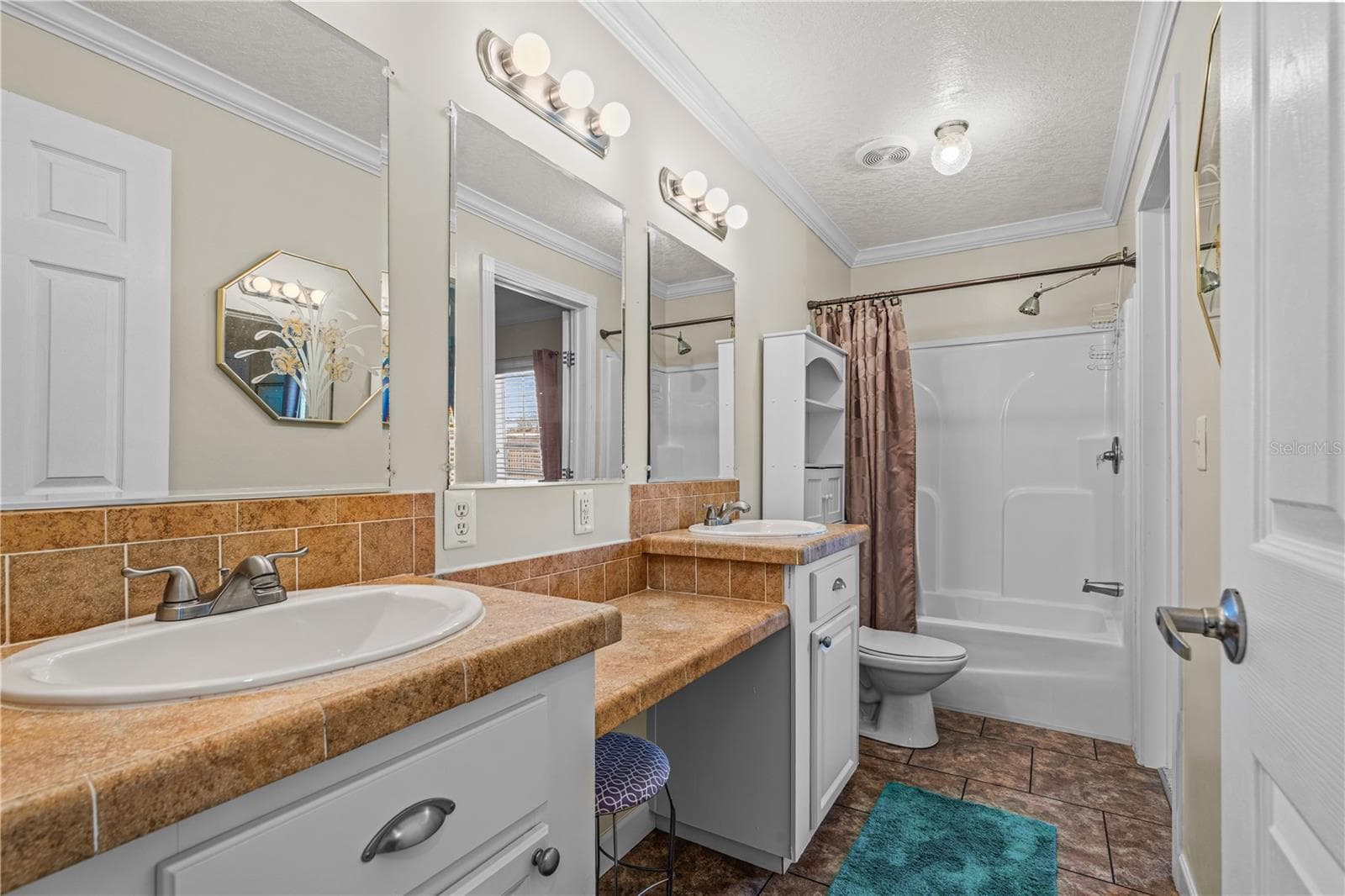 Manufactured Home at 120 ASH ST, EDGEWATER, photo 32 of 53