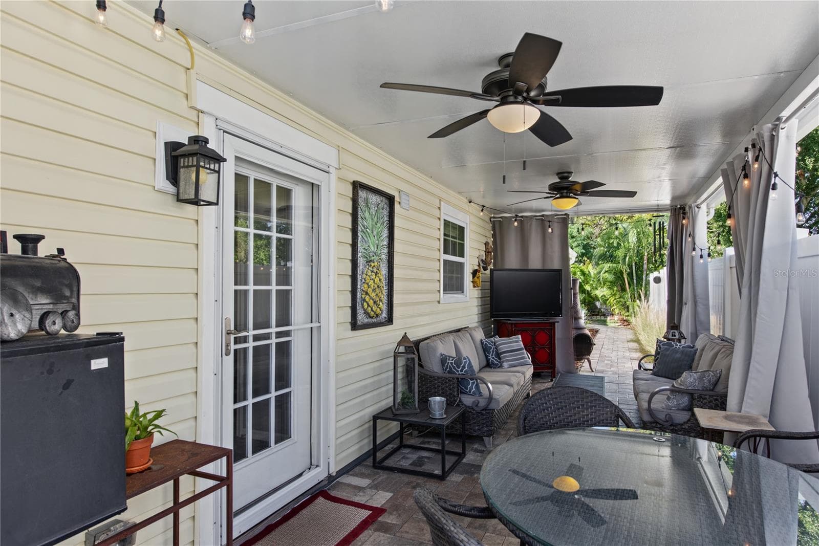 Single Family Residence at 208 N NEW JERSEY AVE, TAMPA, photo 17 of 26