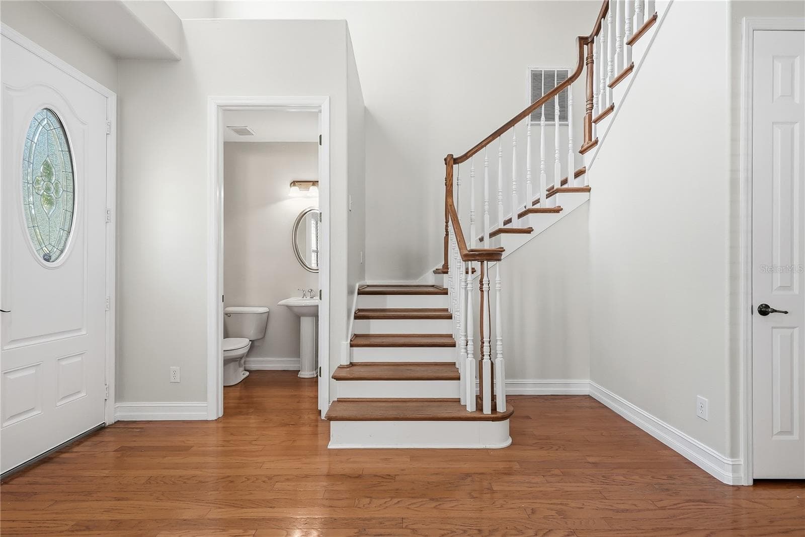 Townhouse at THE BORGHESE VILLAS AT WESTSHO, TAMPA, photo 15 of 42