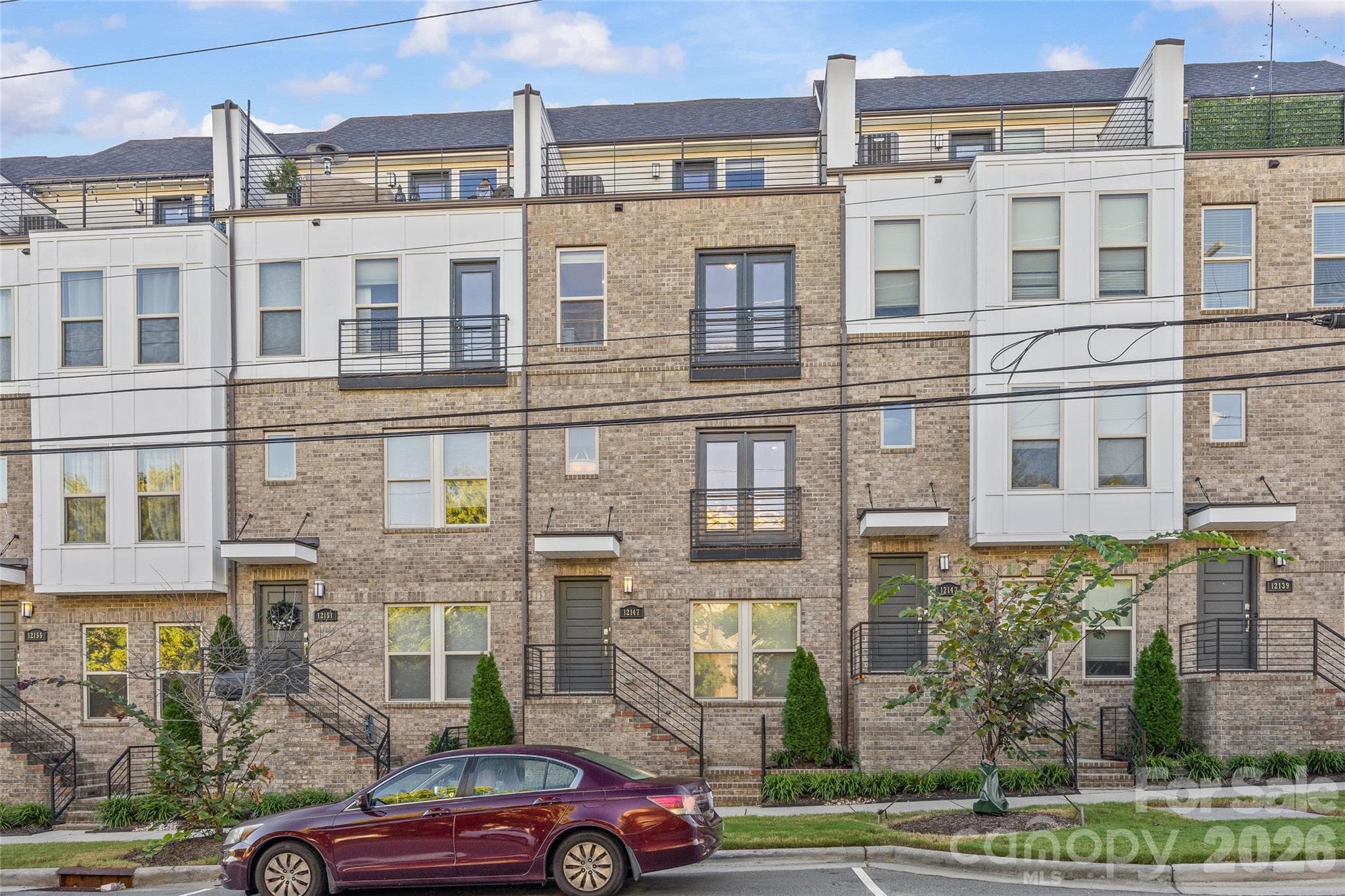 Townhouse at 12147 Brooklyn Avenue, Charlotte, photo 2 of 46