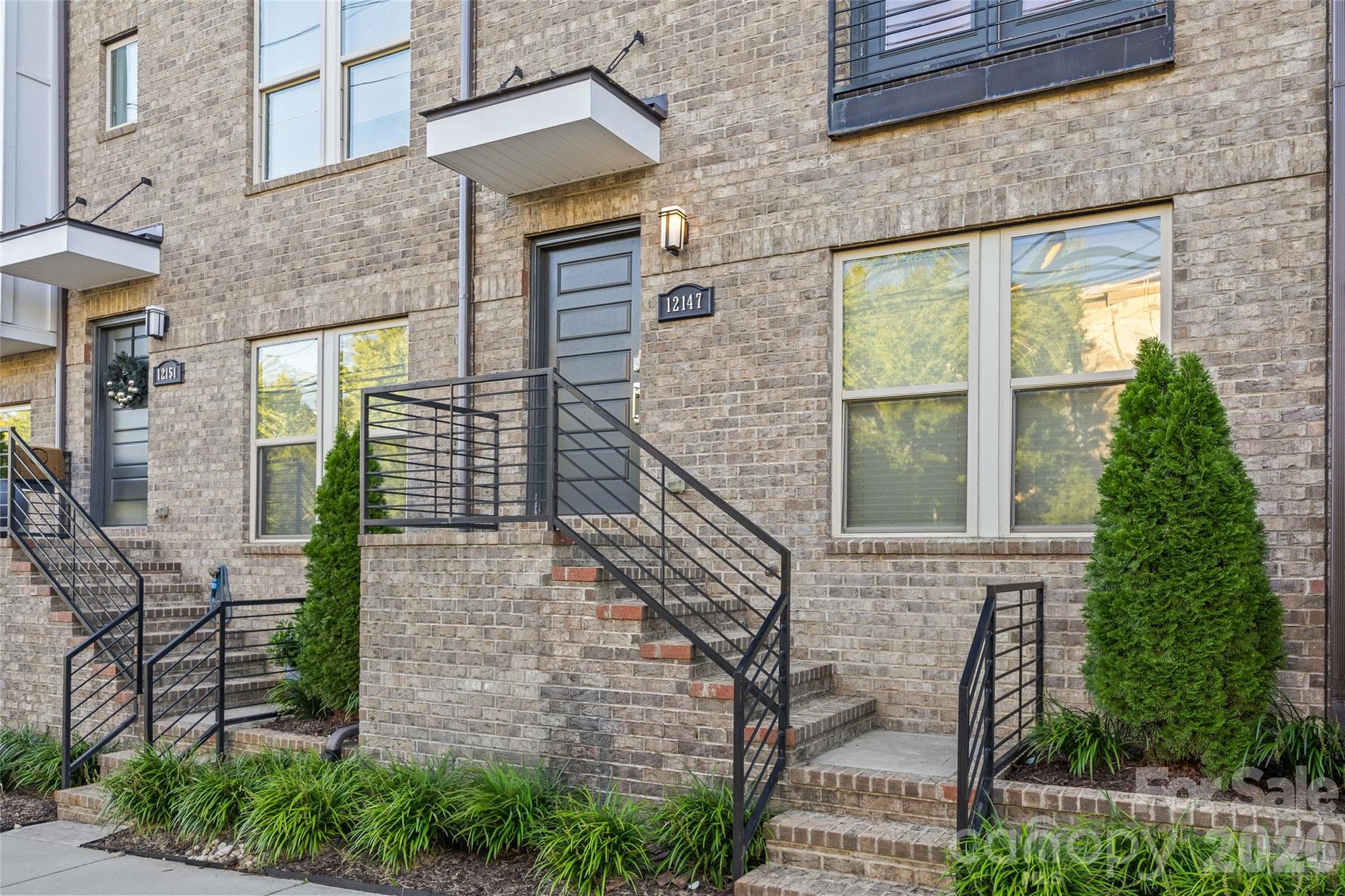 Townhouse at 12147 Brooklyn Avenue, Charlotte, photo 4 of 46