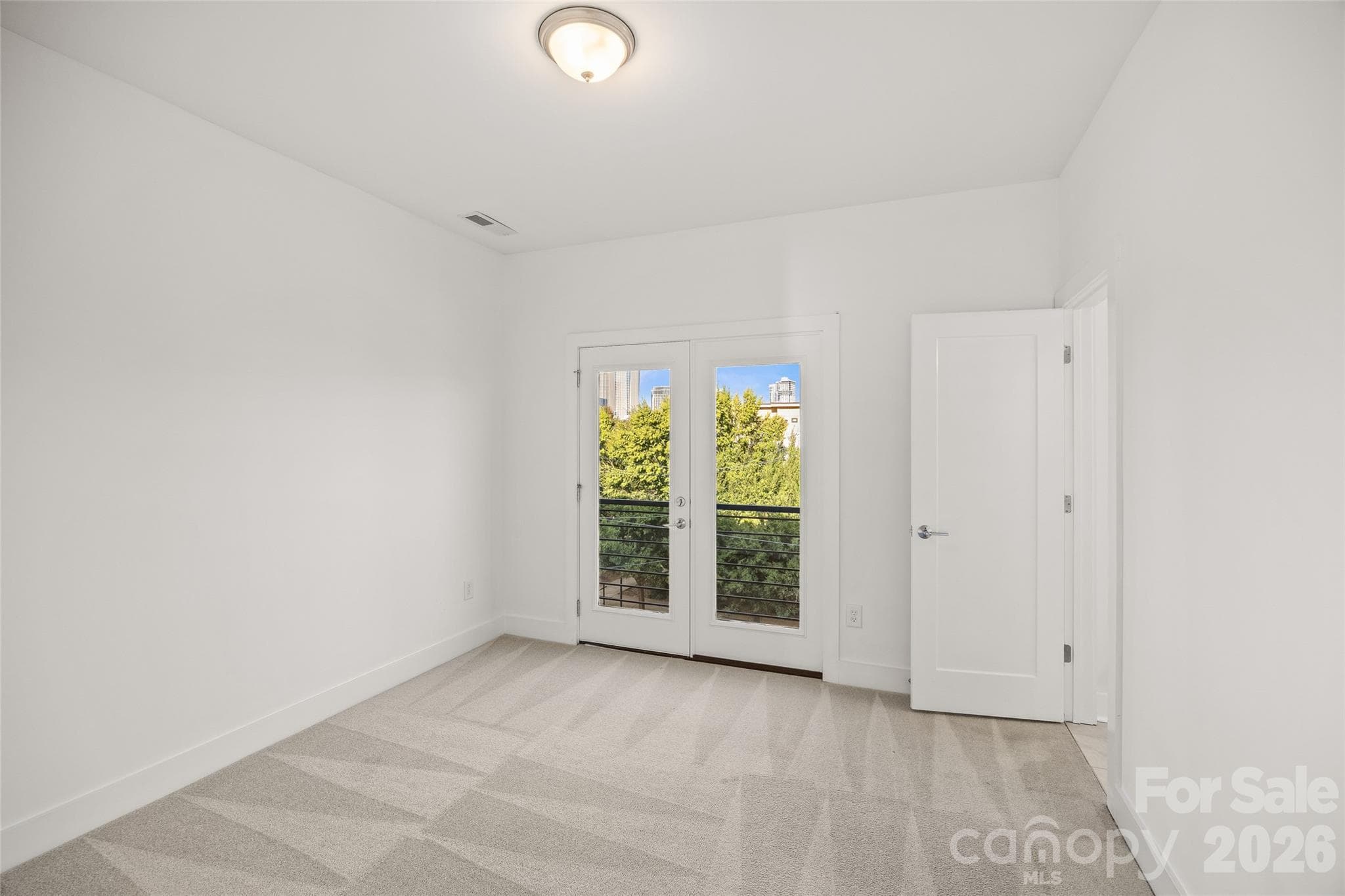 Townhouse at 12147 Brooklyn Avenue, Charlotte, photo 21 of 46