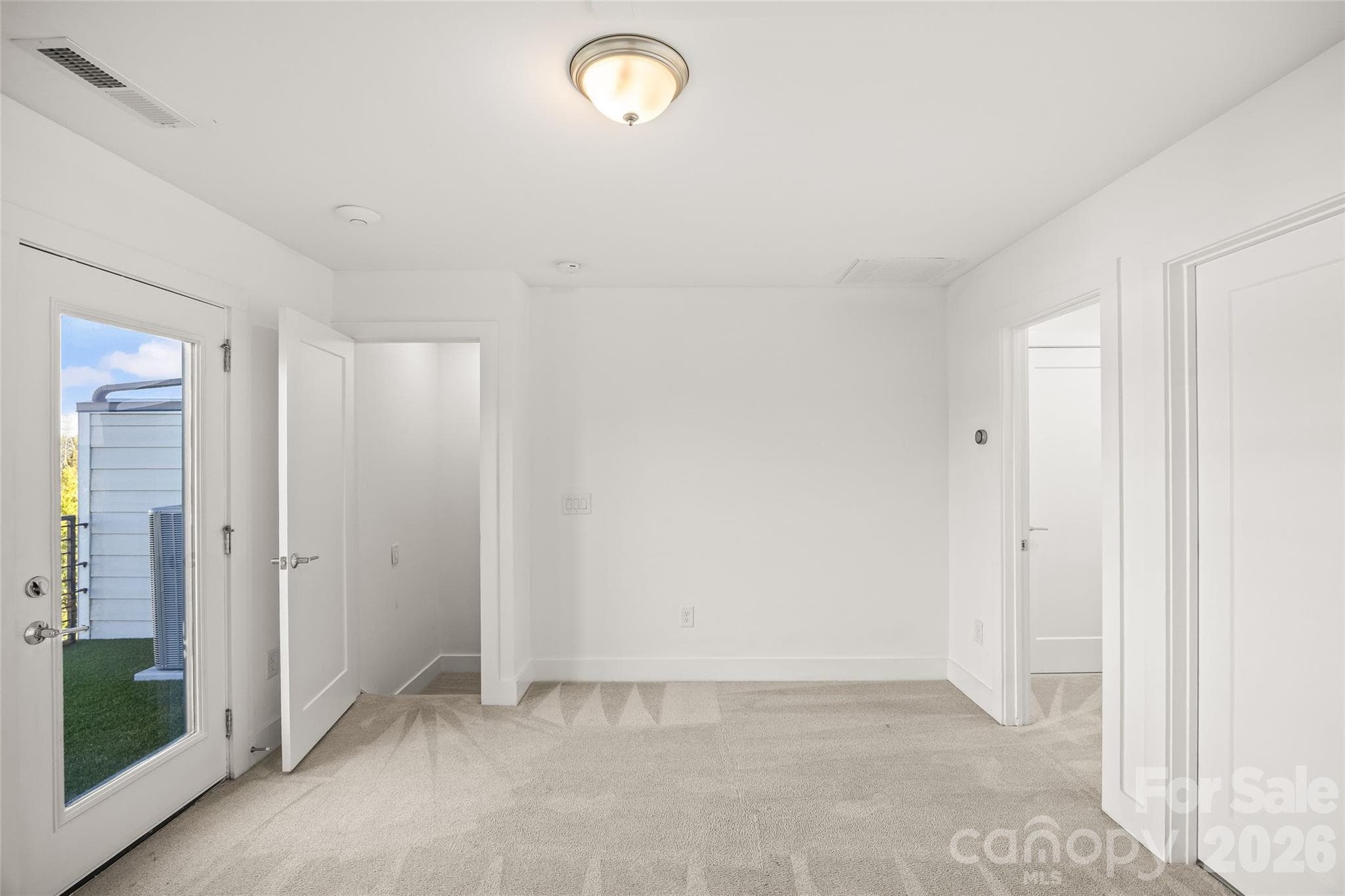 Townhouse at 12147 Brooklyn Avenue, Charlotte, photo 34 of 46