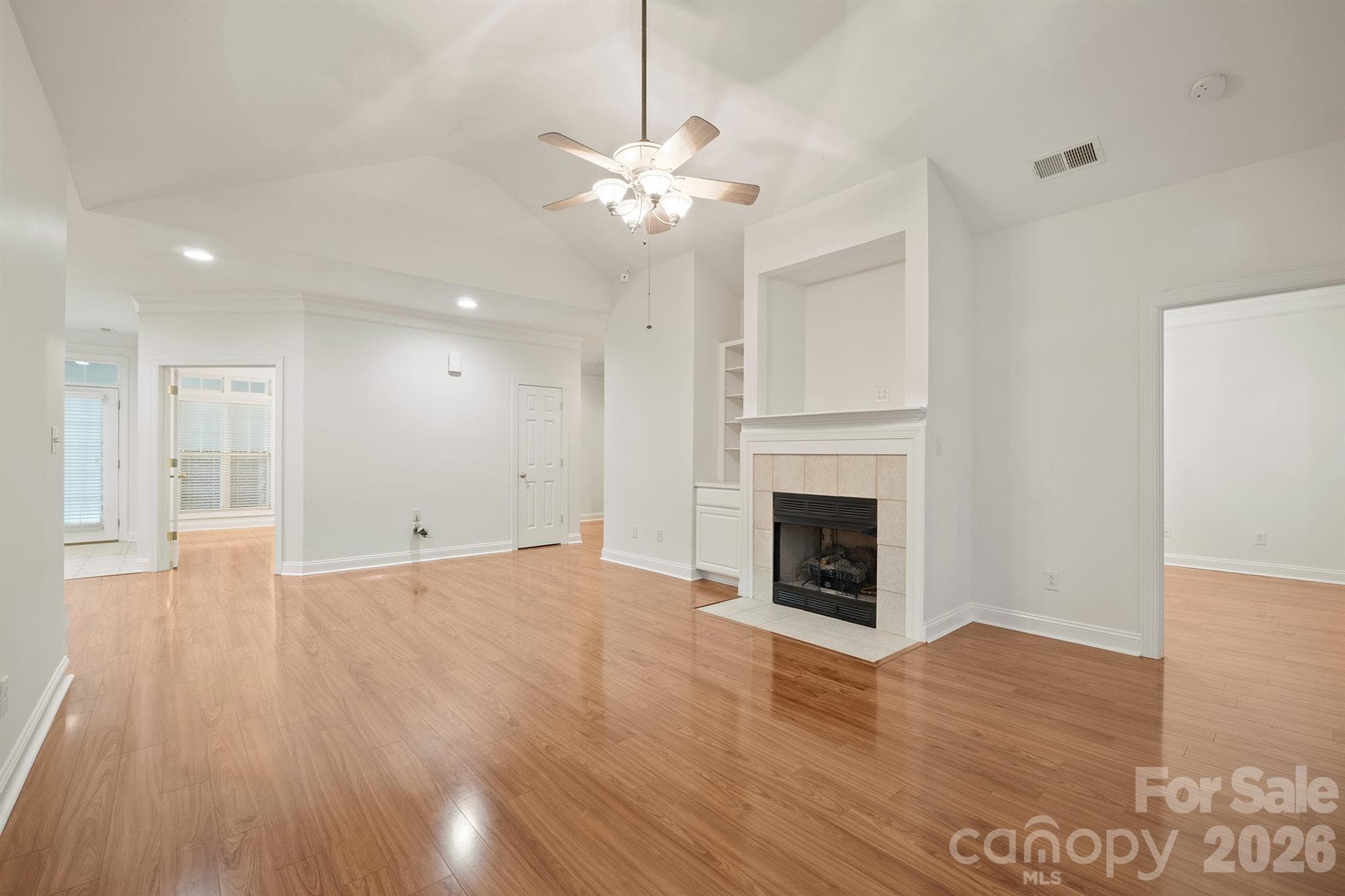 Condominium at 8845 Legacy Lake Lane, Charlotte, photo 6 of 42