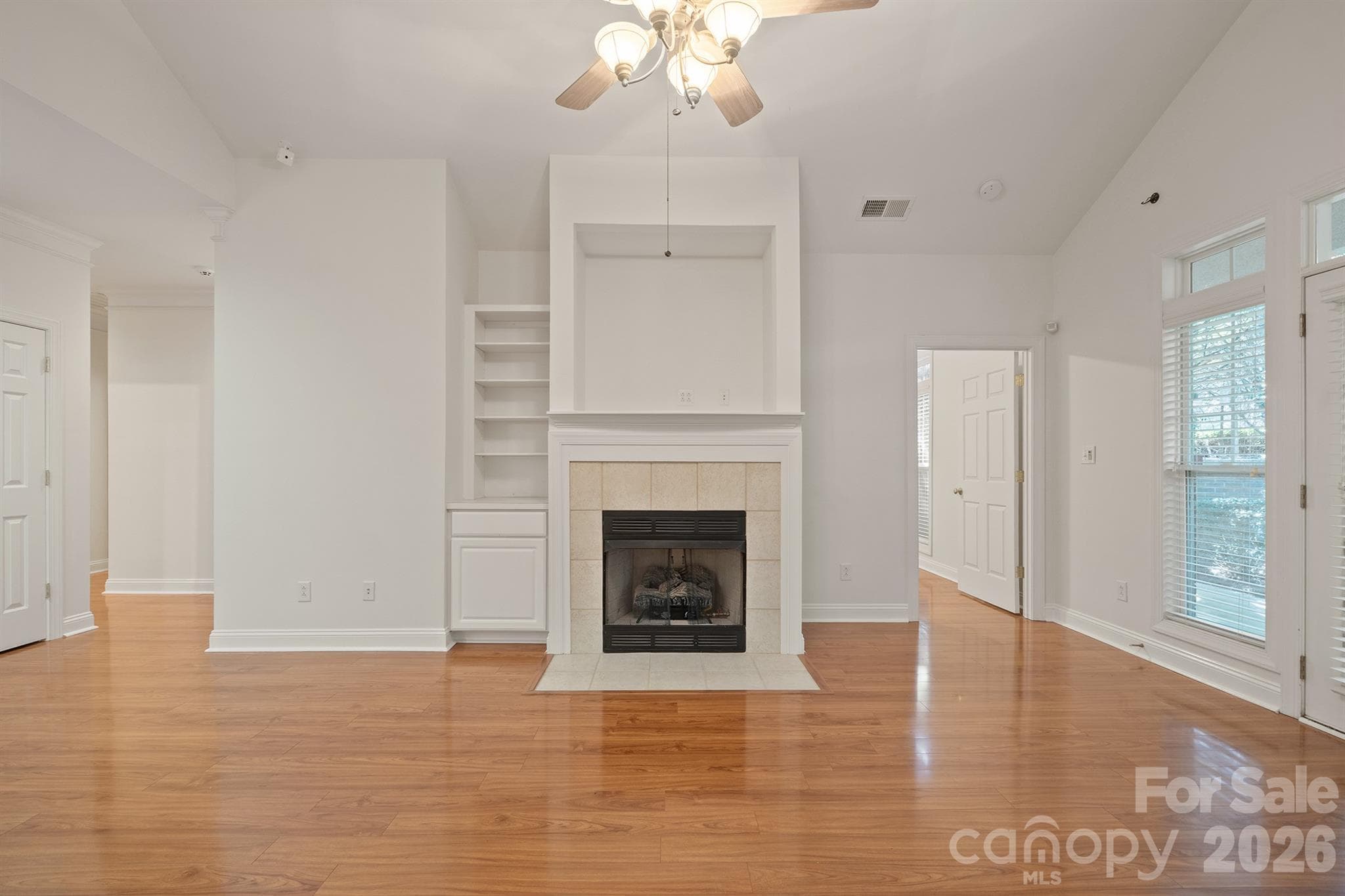 Condominium at 8845 Legacy Lake Lane, Charlotte, photo 8 of 42