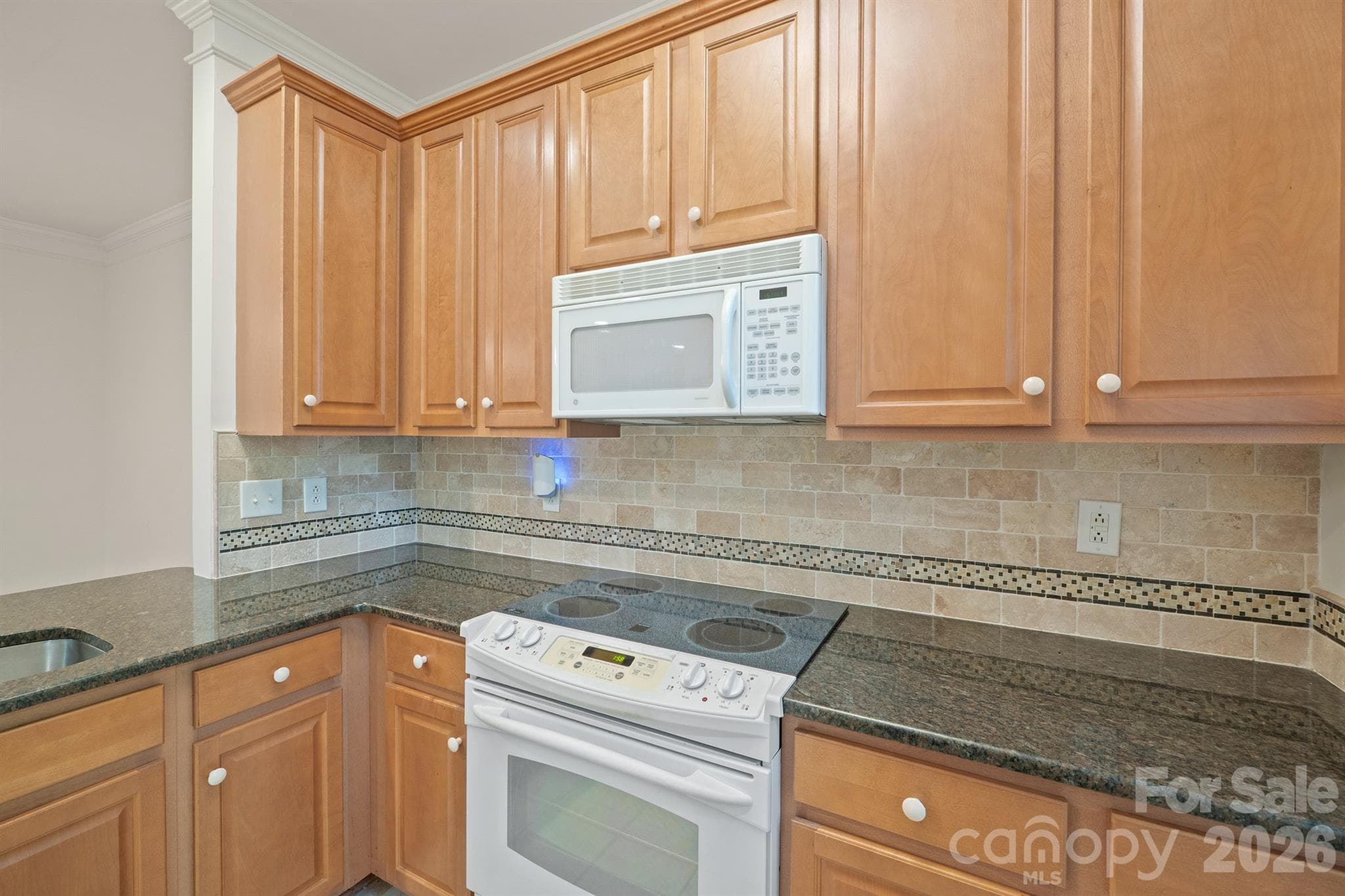 Condominium at 8845 Legacy Lake Lane, Charlotte, photo 13 of 42