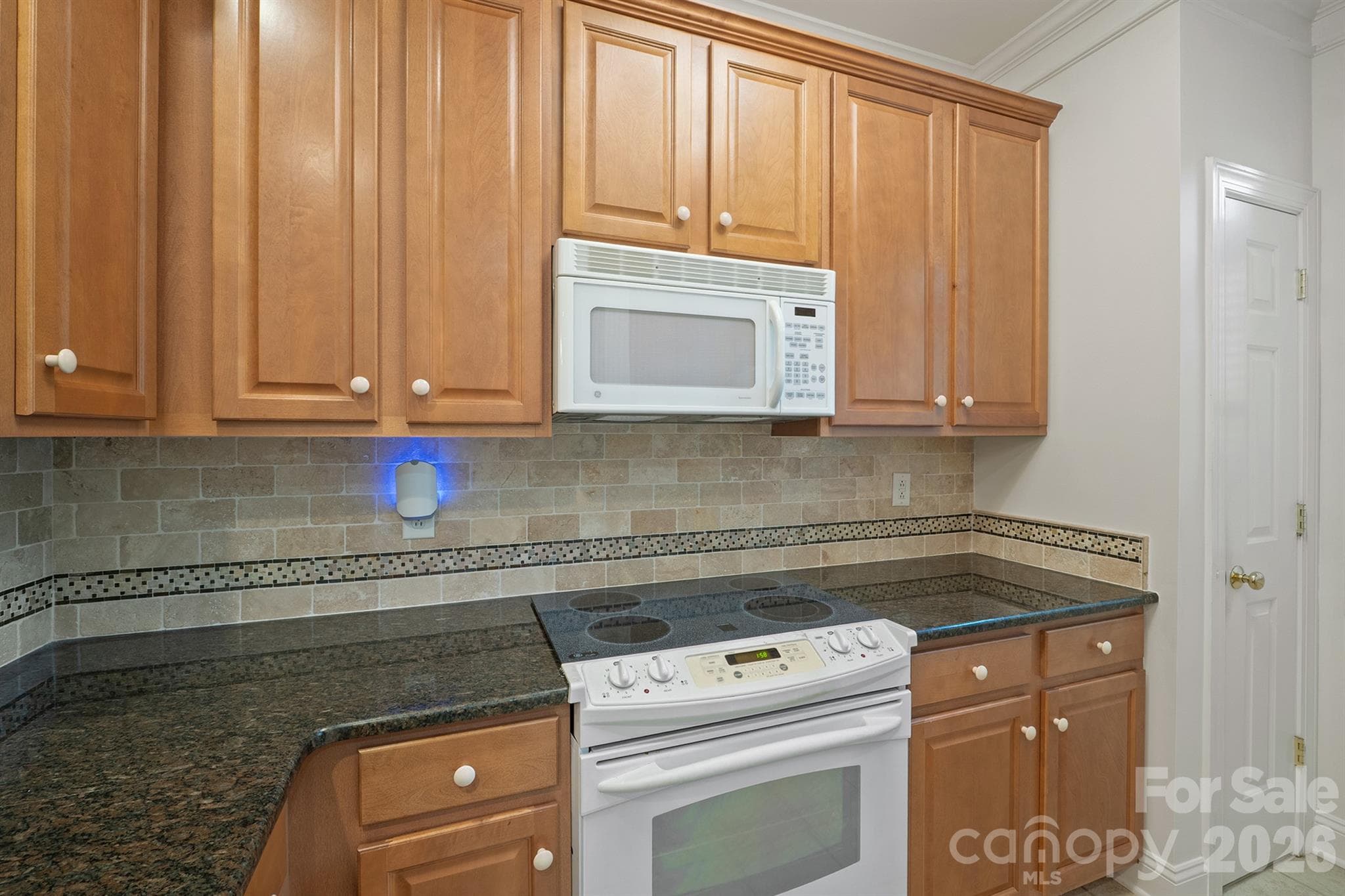 Condominium at 8845 Legacy Lake Lane, Charlotte, photo 16 of 42