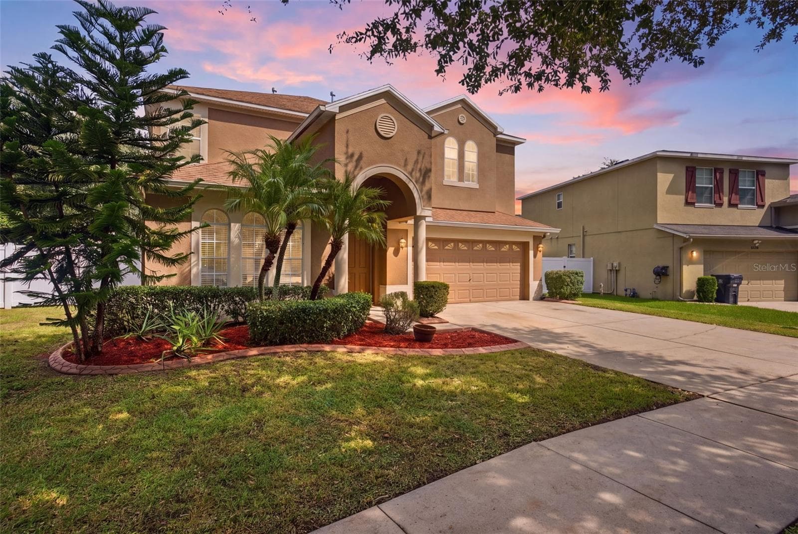 2524 CROSS MORE ST
