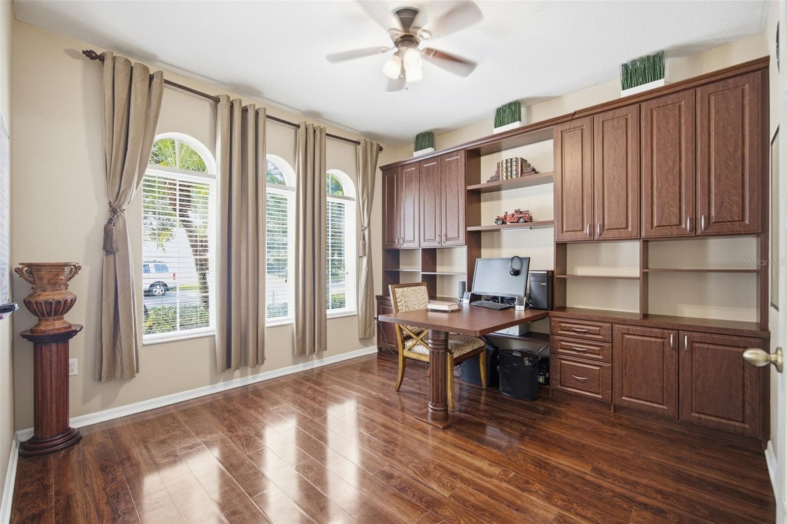 Office - 2524 CROSS MORE ST, VALRICO