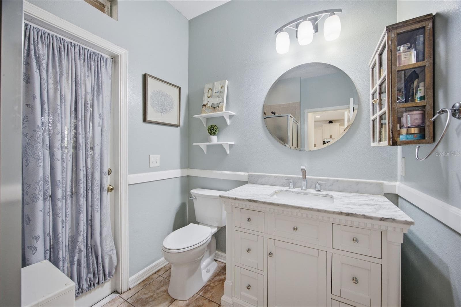 1st Floor Bathroom - 2524 CROSS MORE ST, VALRICO