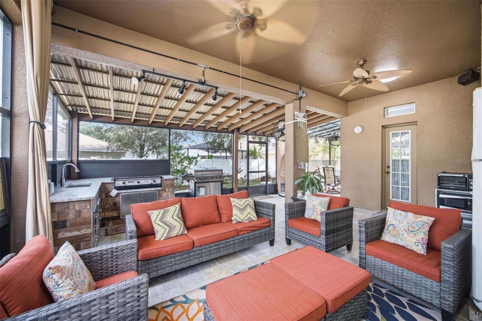 Rear Porch - 2524 CROSS MORE ST, VALRICO