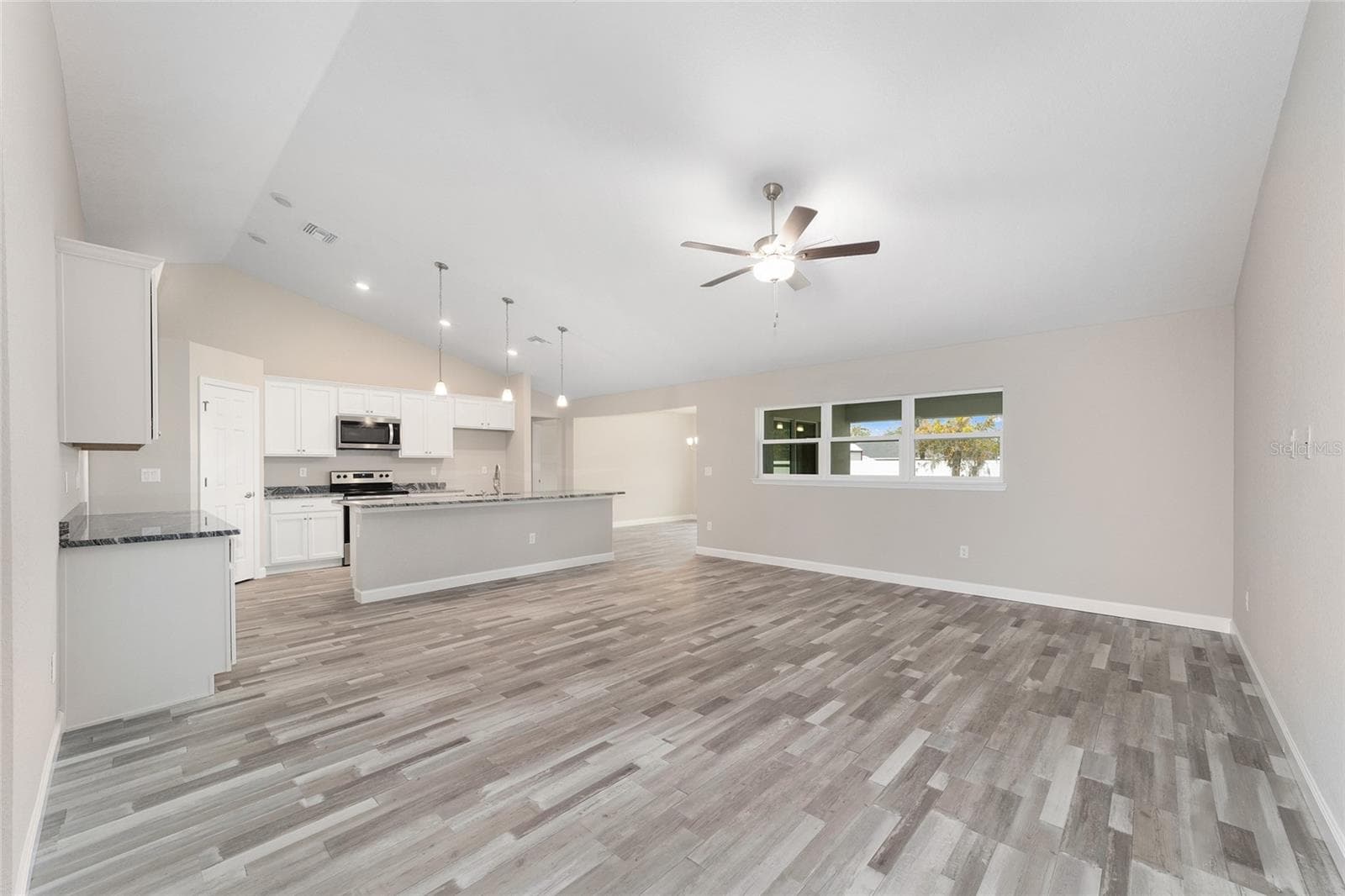 Single Family Residence at 8438 SW 134TH AVE, DUNNELLON, photo 9 of 43