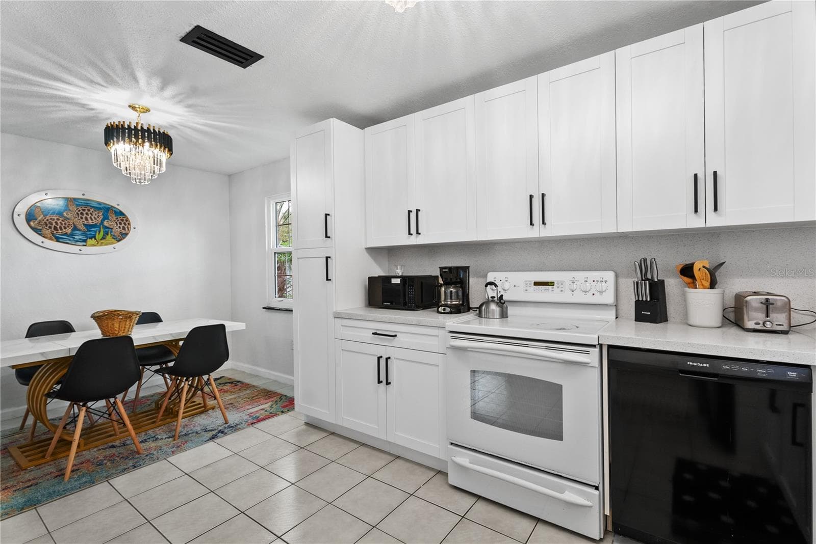 Single Family Residence at 4210 OLIVE AVE, SARASOTA, photo 10 of 32