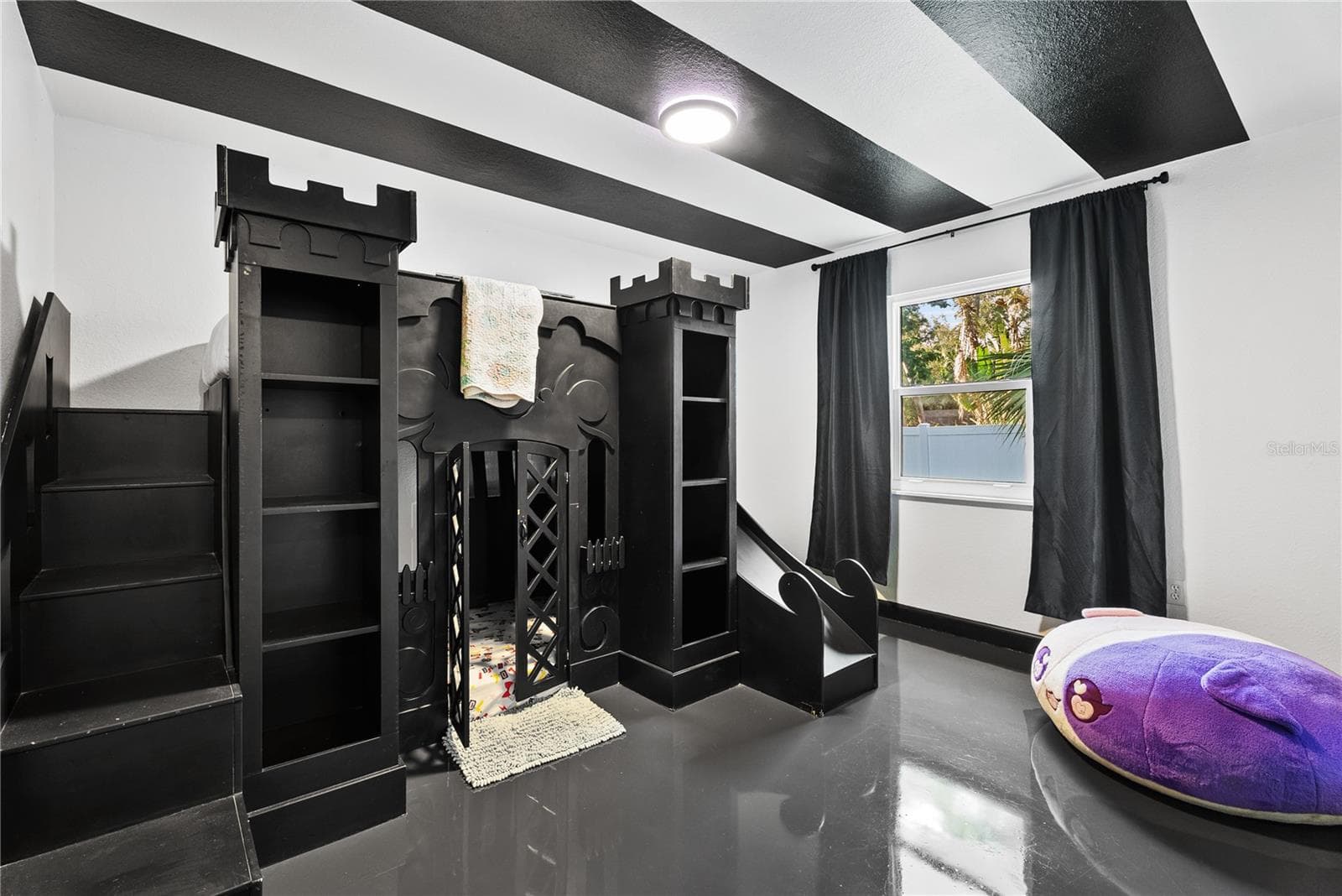 Single Family Residence at 4210 OLIVE AVE, SARASOTA, photo 15 of 32