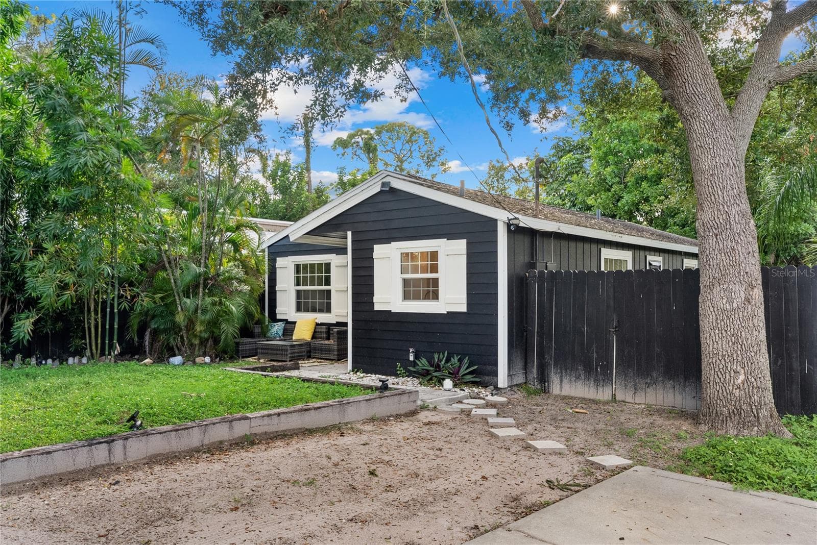 Single Family Residence at 4210 OLIVE AVE, SARASOTA, photo 19 of 32