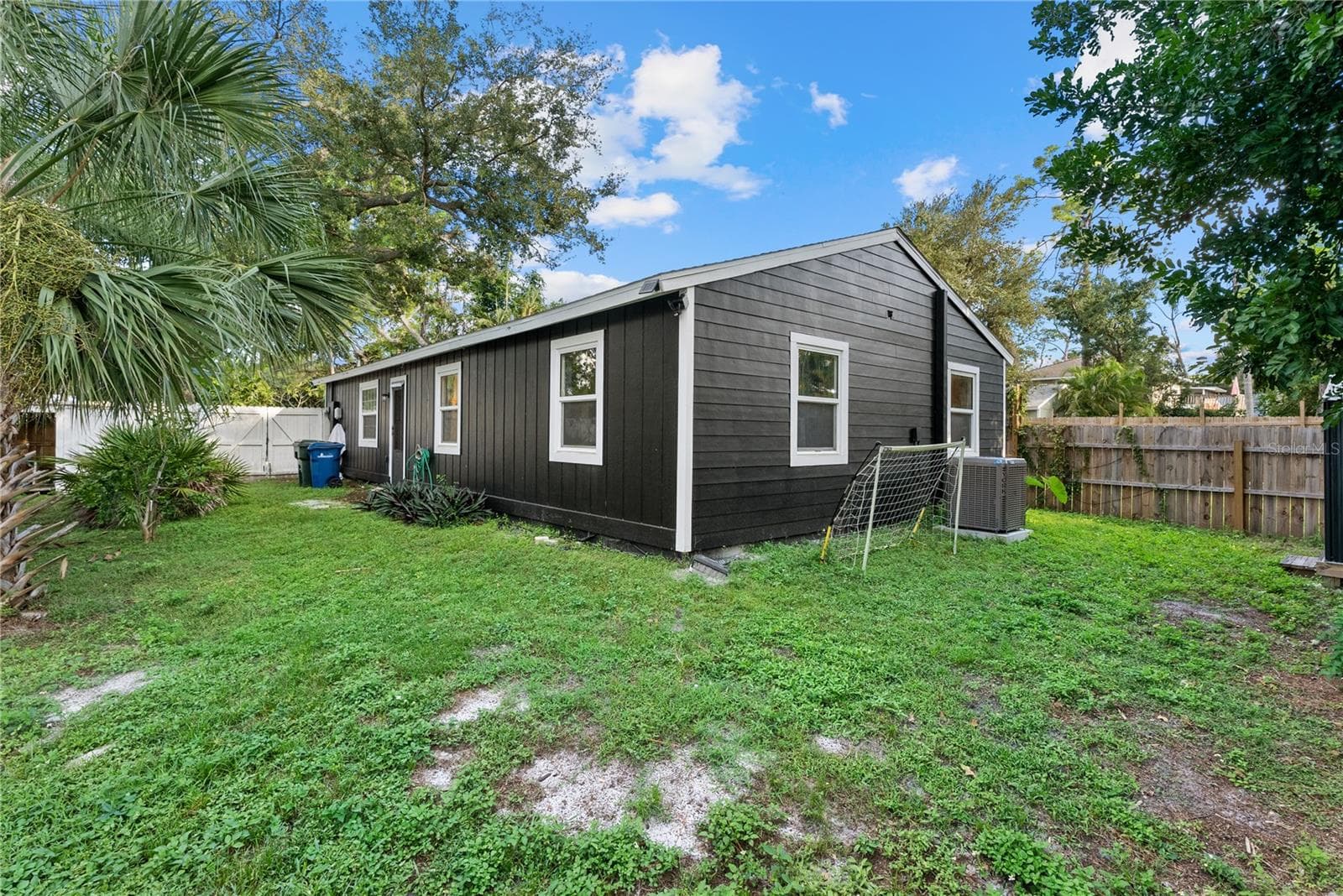 Single Family Residence at 4210 OLIVE AVE, SARASOTA, photo 20 of 32