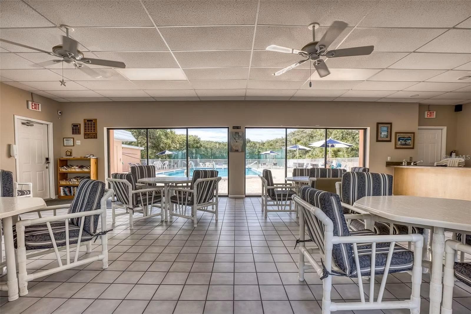 Pool Cabana - 4150 S ATLANTIC AVE #124B, NEW SMYRNA BEACH