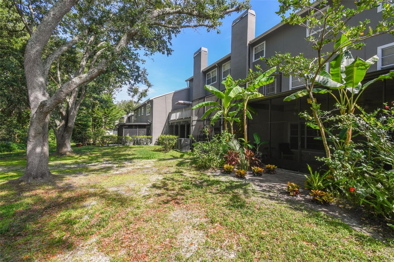 Townhouse at 5836 RED CEDAR LN, TAMPA, photo 47 of 54