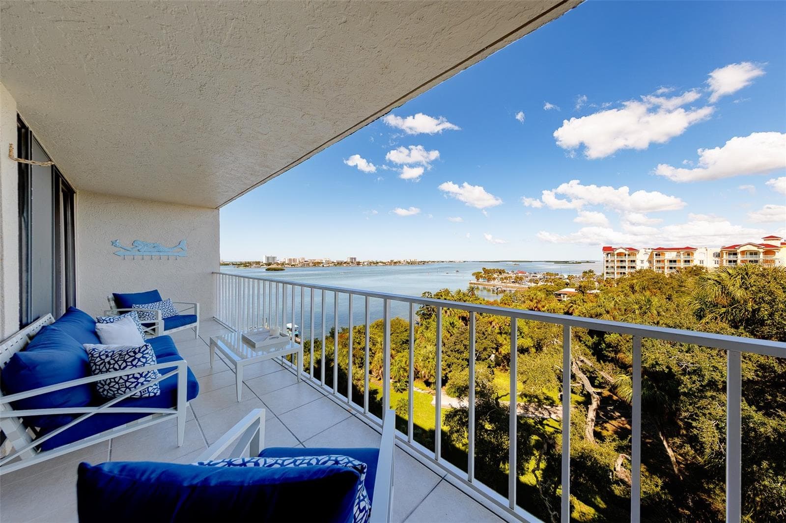 500 N OSCEOLA AVE #609