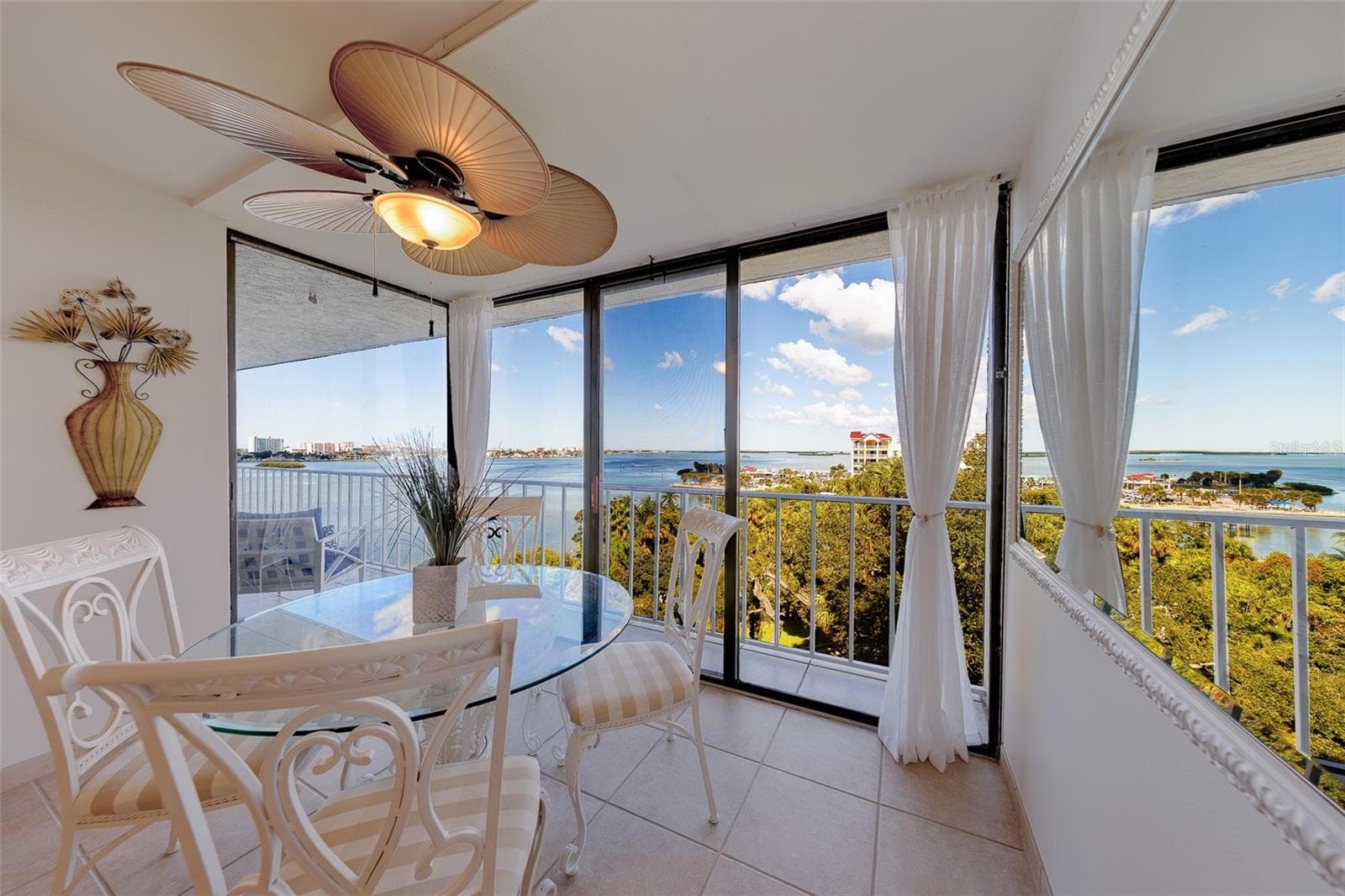 Condominium at 500 N OSCEOLA AVE #609, CLEARWATER, photo 4 of 49