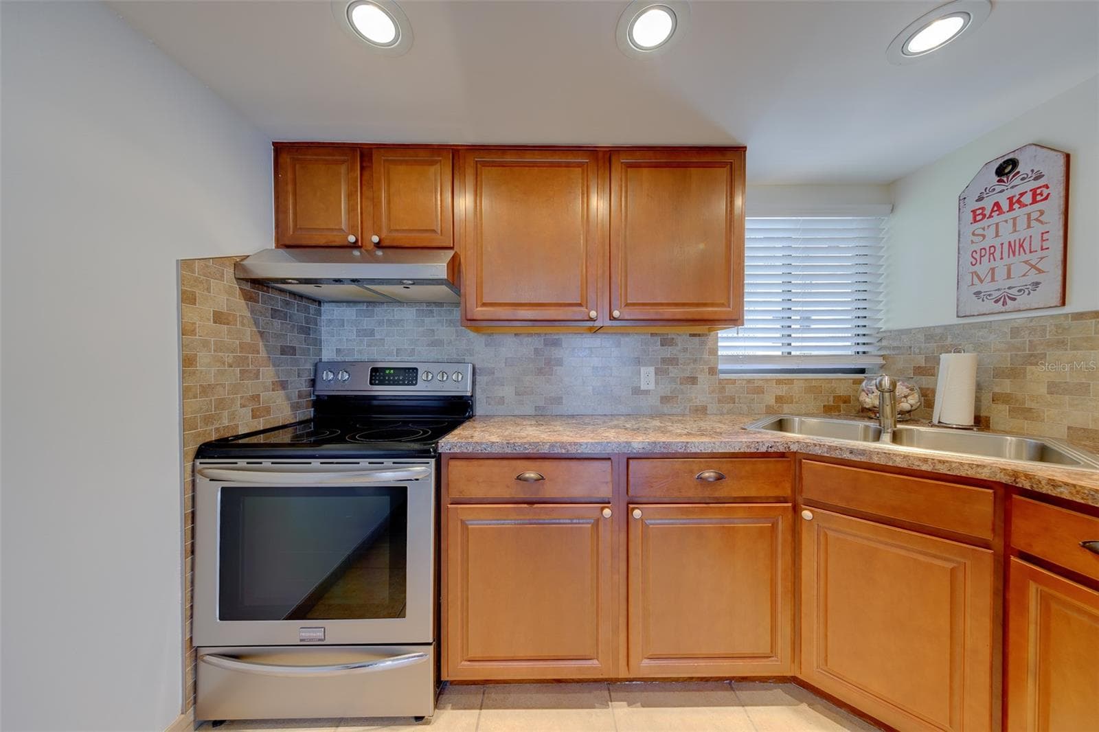 Condominium at 500 N OSCEOLA AVE #609, CLEARWATER, photo 8 of 49