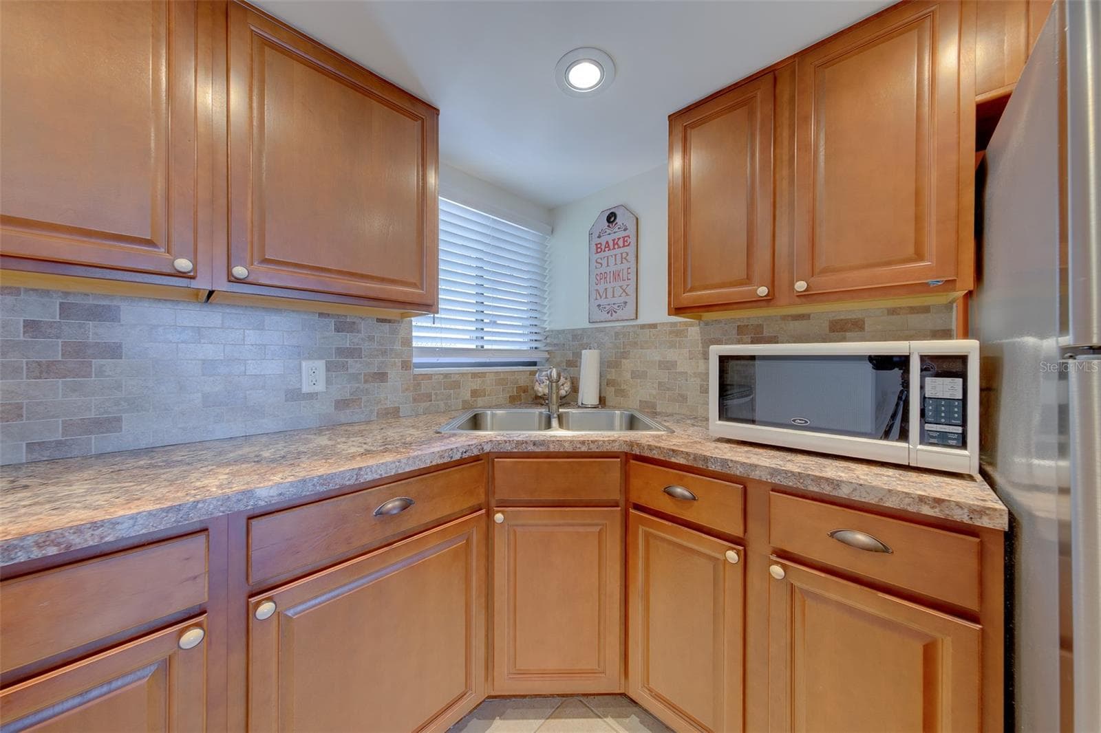 Condominium at 500 N OSCEOLA AVE #609, CLEARWATER, photo 9 of 49