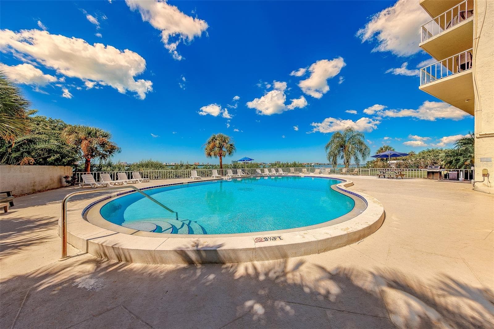 Condominium at 500 N OSCEOLA AVE #609, CLEARWATER, photo 26 of 49